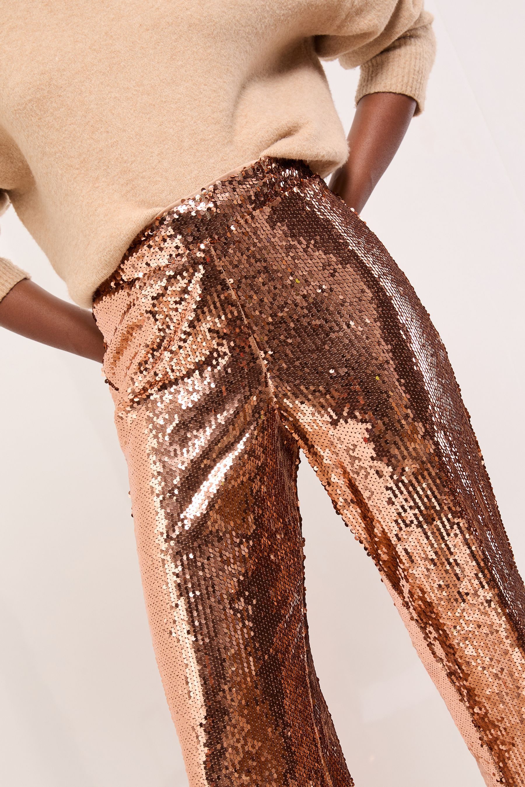 LIPSY Stoffhose Lipsy Hose mit Pailletten, Petite (1-tlg)