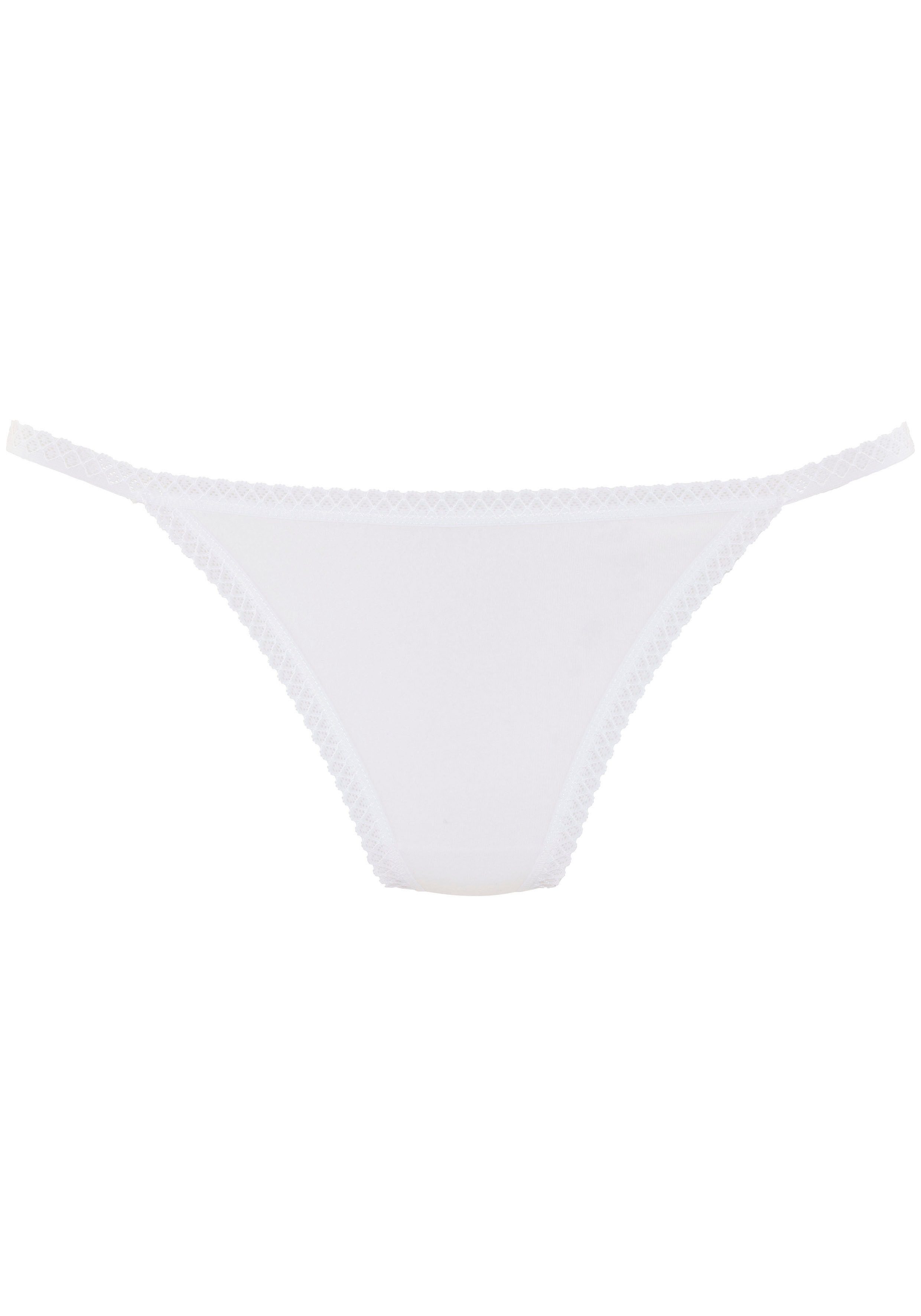 Vivance String (7er-Pack) mit feiner Spitzeneinfassung und aus weicher Baumwollqualität