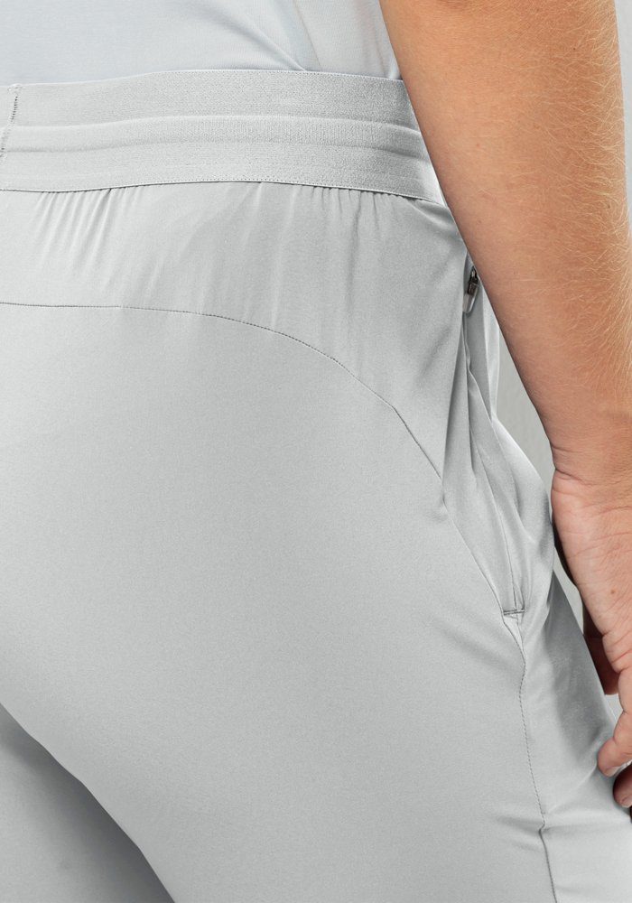Jack Wolfskin Relaxhose PRELIGHT CHILL PANTS W