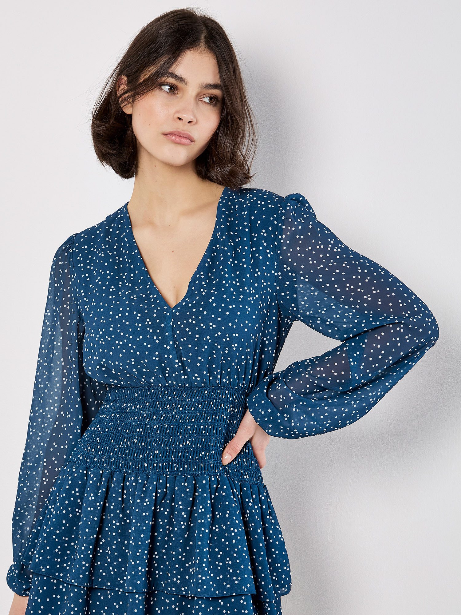Apricot Druckkleid Stufenkleid mit Punkten