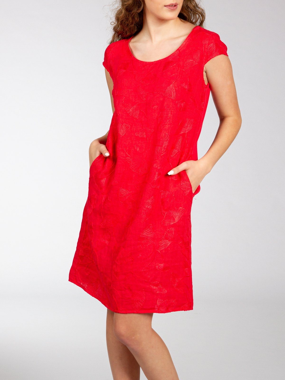 Caspar Sommerkleid SKL031 knielanges Damen Sommer Leinenkleid mit Ginko Blatt Stickmuster Luftig leicht, figurumspielende Form, mit seitlichem Jersey-Einsatz