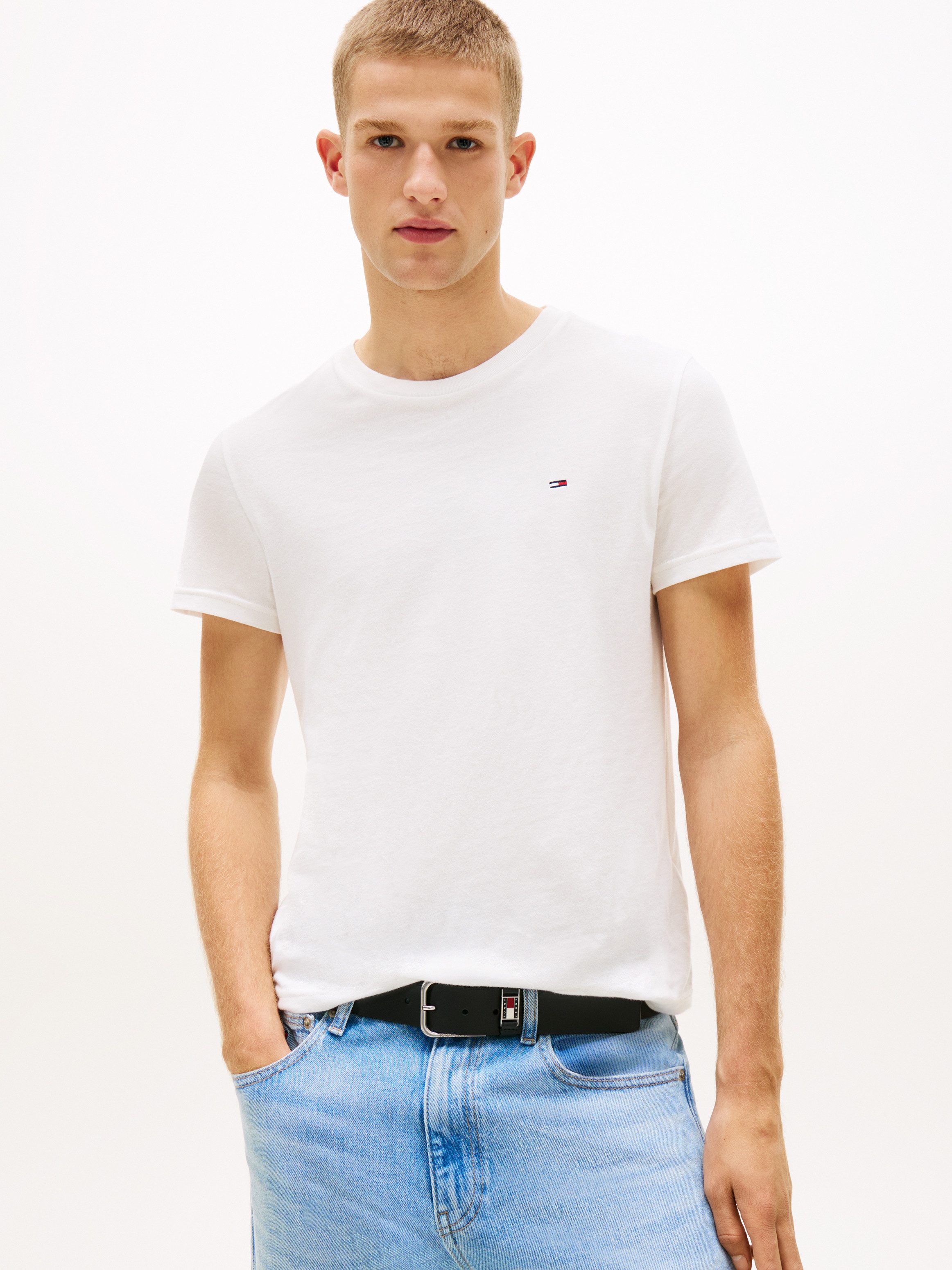 Tommy Jeans Rundhalsshirt TJM XSLIM 2PACK JERSEY TEE EXT (Packung, 2er-Pack) Logostickerei, 2Pack