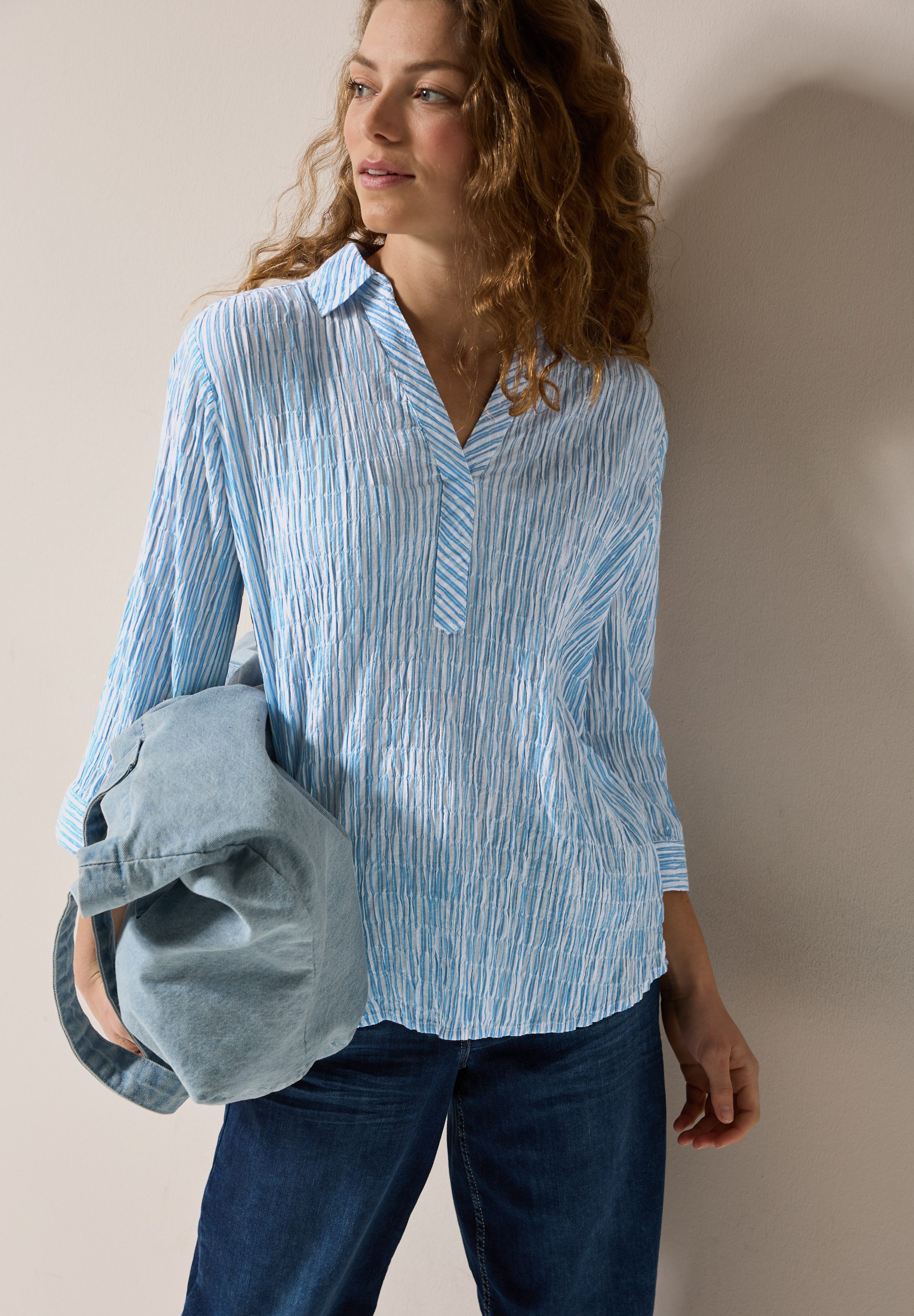 Klassische Bluse