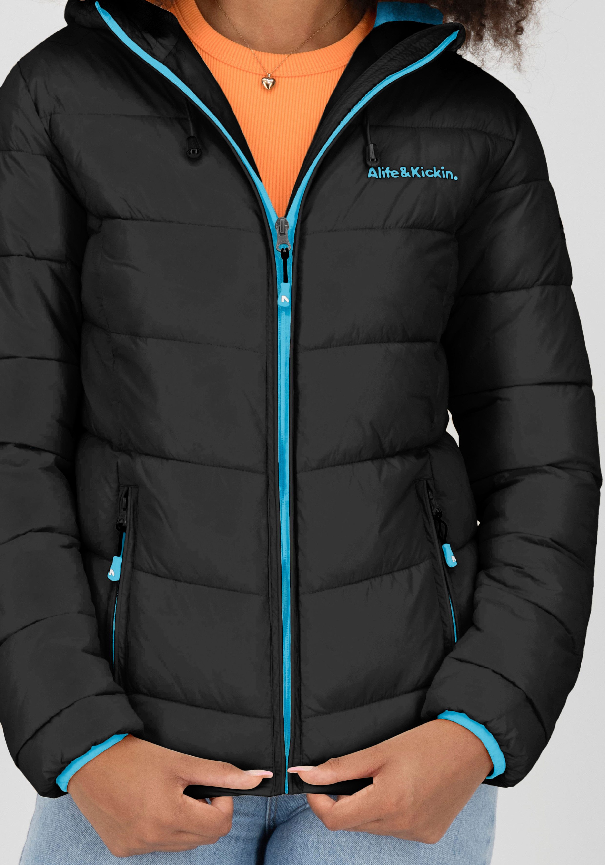 Alife & Kickin Steppjacke AndriaAK leichte, taillierte Übergangsjacke mit breiter Steppung und Kapuze – Bild 4 von 5