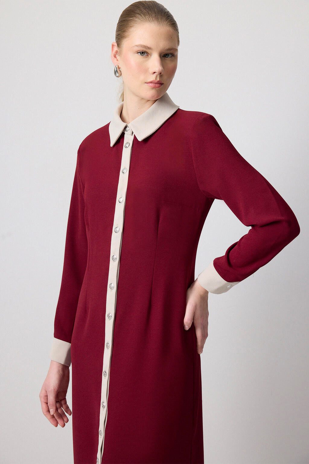 touche prive maxi dress CREPE DRESS WITH BUTTON DETAILS