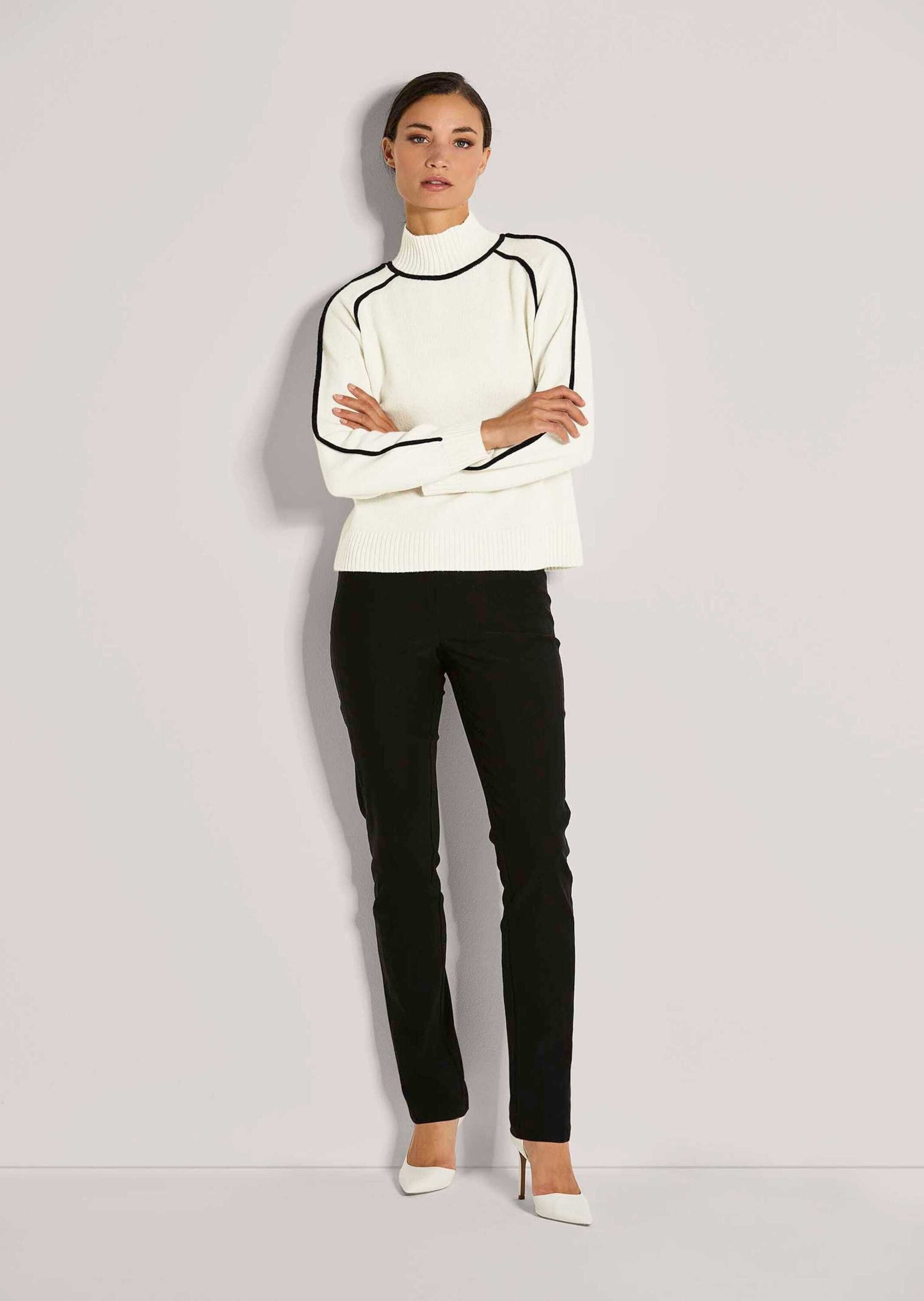 MADELEINE Strickpullover Eleganter Strickpullover mit sportivem Esprit Wollpullover mit langen Raglanärmeln und Stehkragen