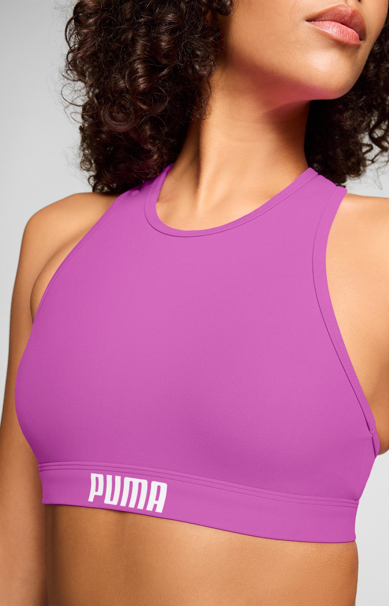 PUMA Bustier-Bikini-Top SWIM WOMEN RACERBACK SWIM TOP, herausnehmbare Cups, Logoprint, ohne Bügel