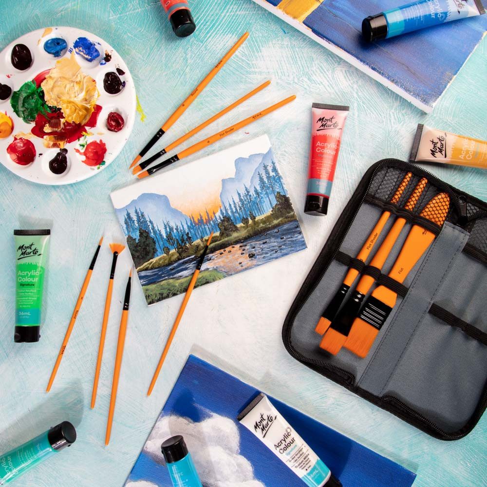 Mont Marte Pinsel 10 teilig – Künstler Taklon-Pinsel für Acryl, Öl & Aquarell u. v. m., (Set, 10 St., MONT MARTE - Malutensilien), mit praktischem Reißverschluss-Etui – ideal für Atelier & Reisen