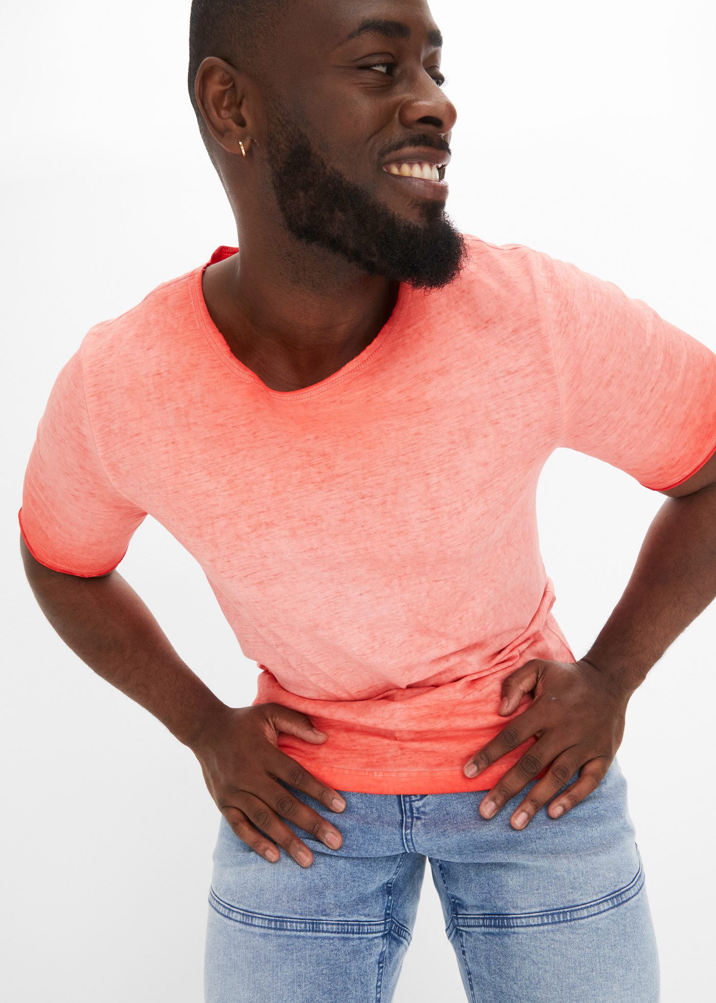 bonprix T-Shirt reguläre Passform, weiter Ausschnitt, mit gewaschener Optik