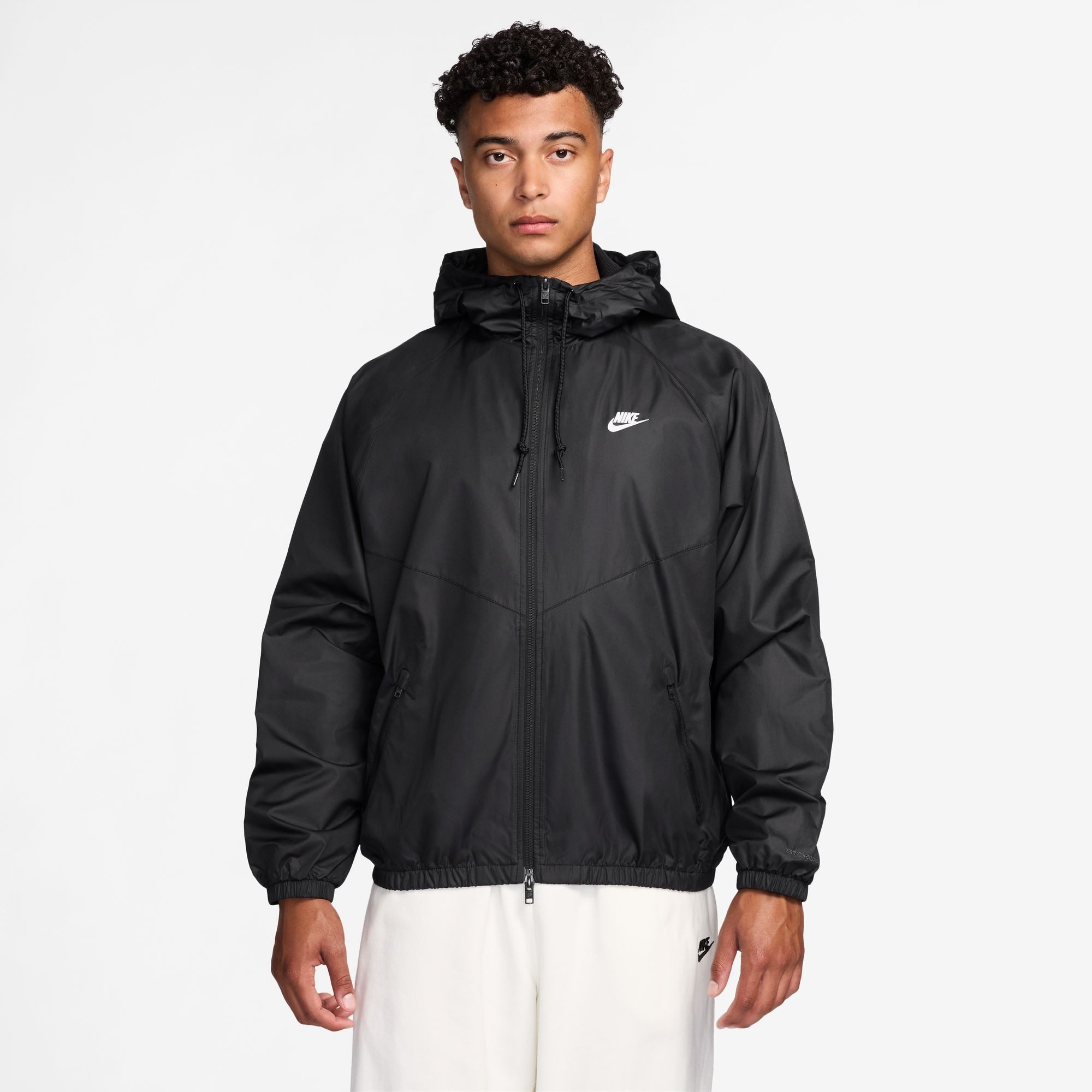 Nike Sportswear Outdoorjacke Nike Windrunner Men's Lined Jacket sportlicher Stil, leichtes Design