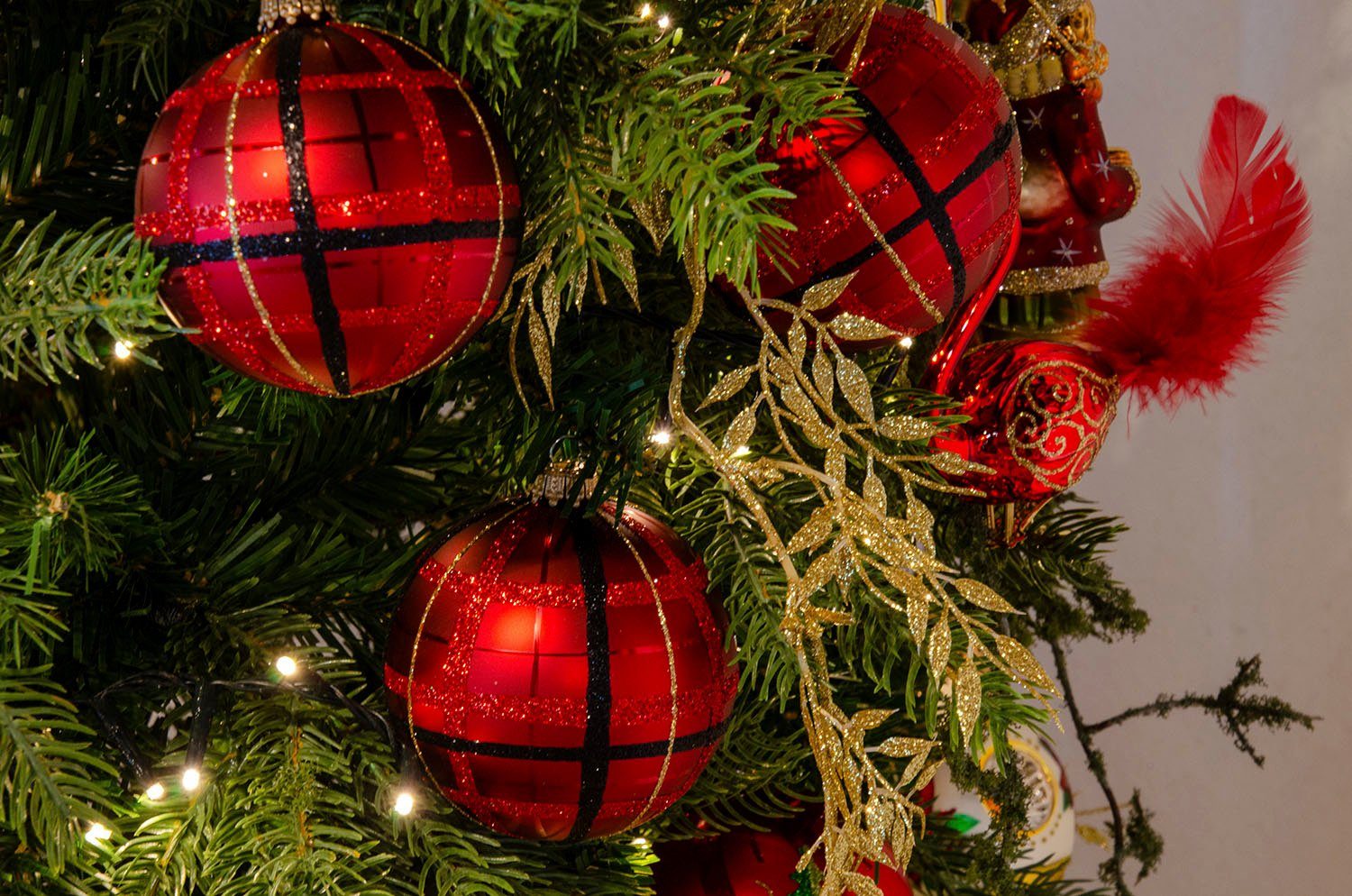 Guido Maria Kretschmer Home&Living Weihnachtsbaumkugel Bredaa, Weihnachtsdeko, Christbaumschmuck (6 St), Christbaumkugeln aus Glas, mundgeblasen und handbemalt