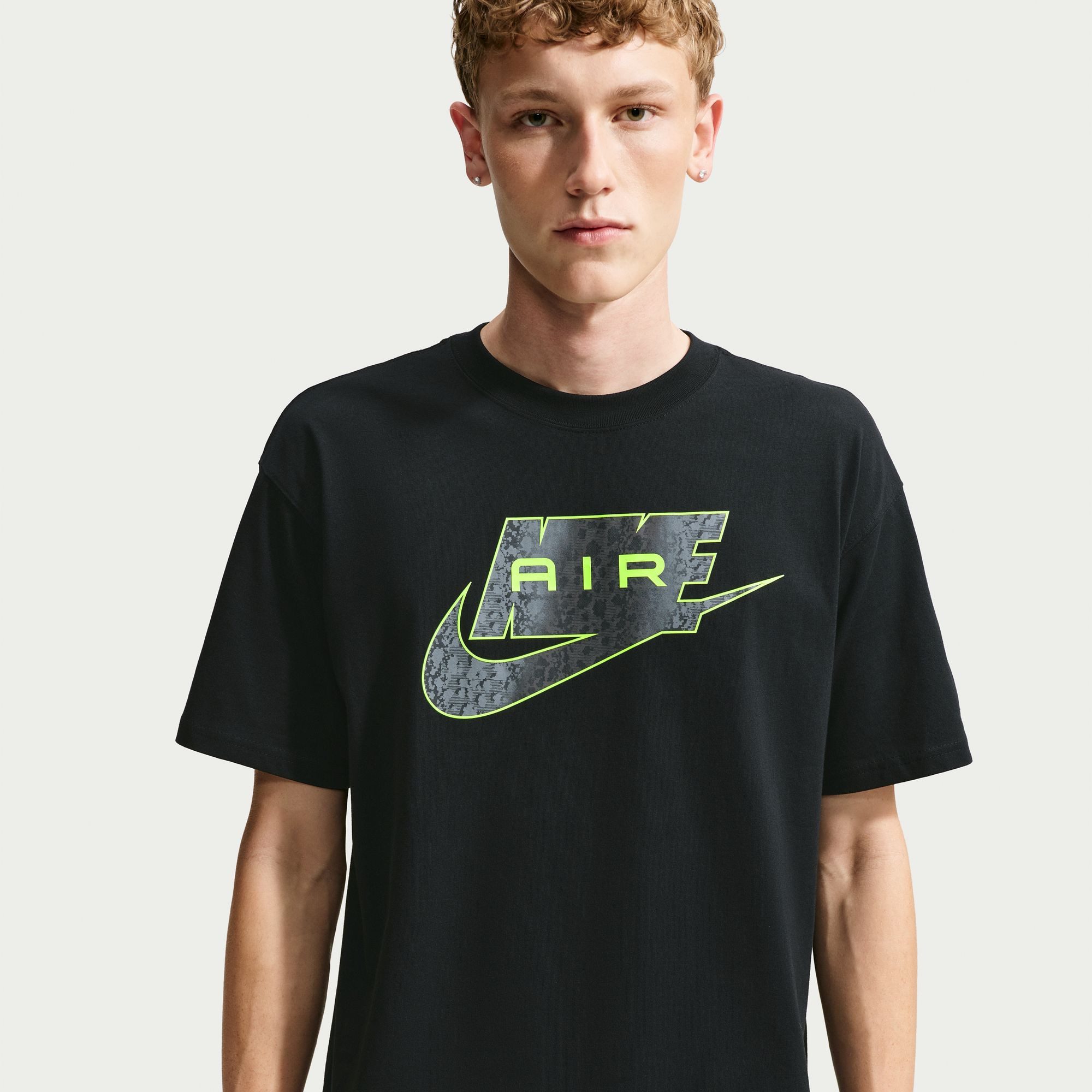 Nike Sportswear T-Shirt Nike Sportswear Men's T-Shirt für Sportmode und Streetwear, T-Shirt-Schnitt, aus Baumwolle