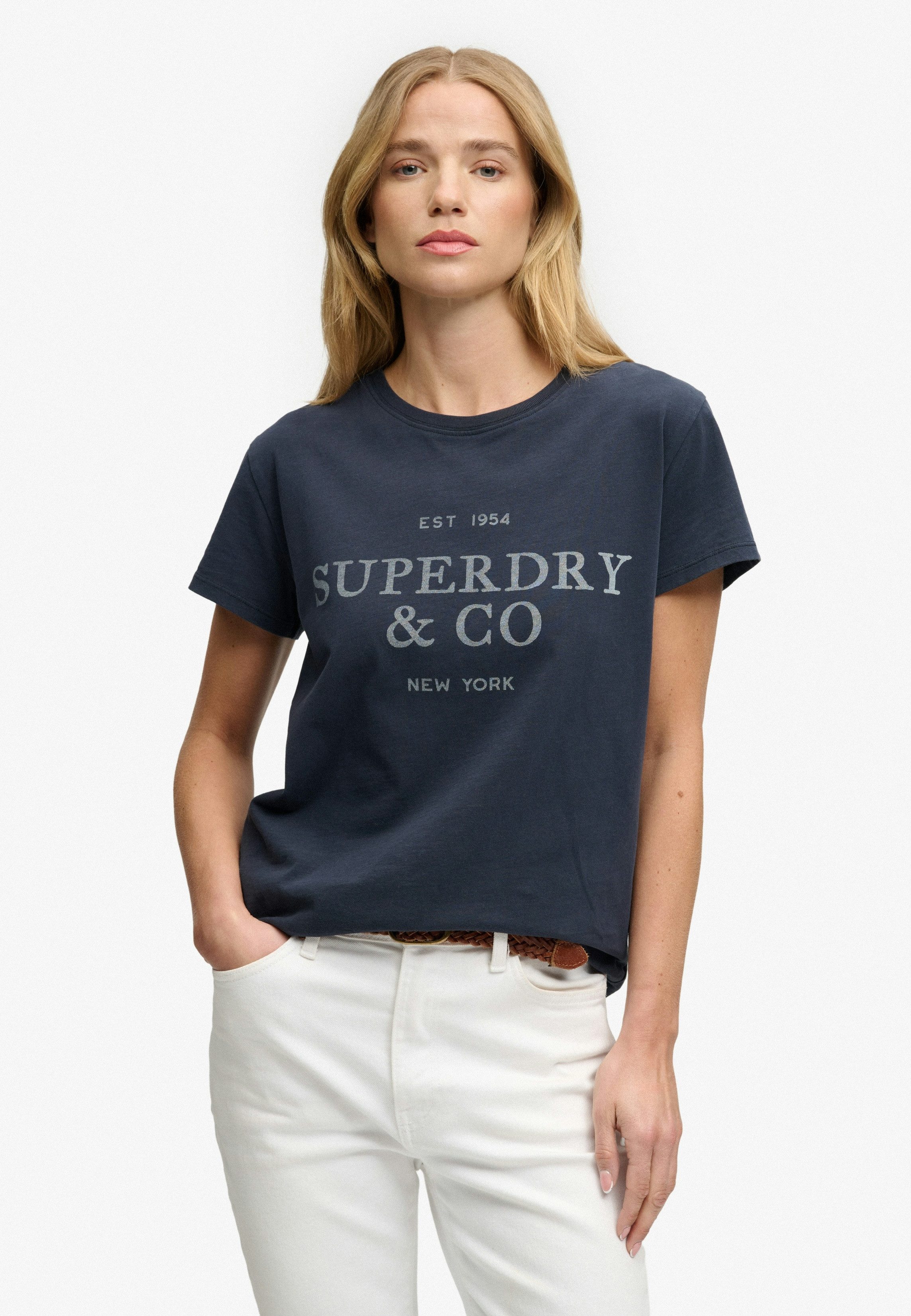 Superdry Print-Shirt LUXE CASUAL CLASSIC TEE Baumwolle, slim fit