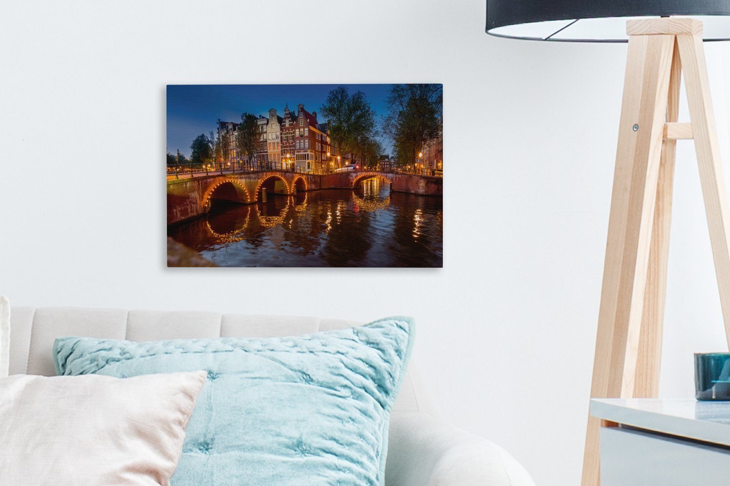 Wandbild 30x20 (1 Aufhängefertig, einer Amsterdams cm Keizersgracht Leinwandbilder, Brücke, mit St), beleuchteten Wanddeko, Leinwandbild OneMillionCanvasses®