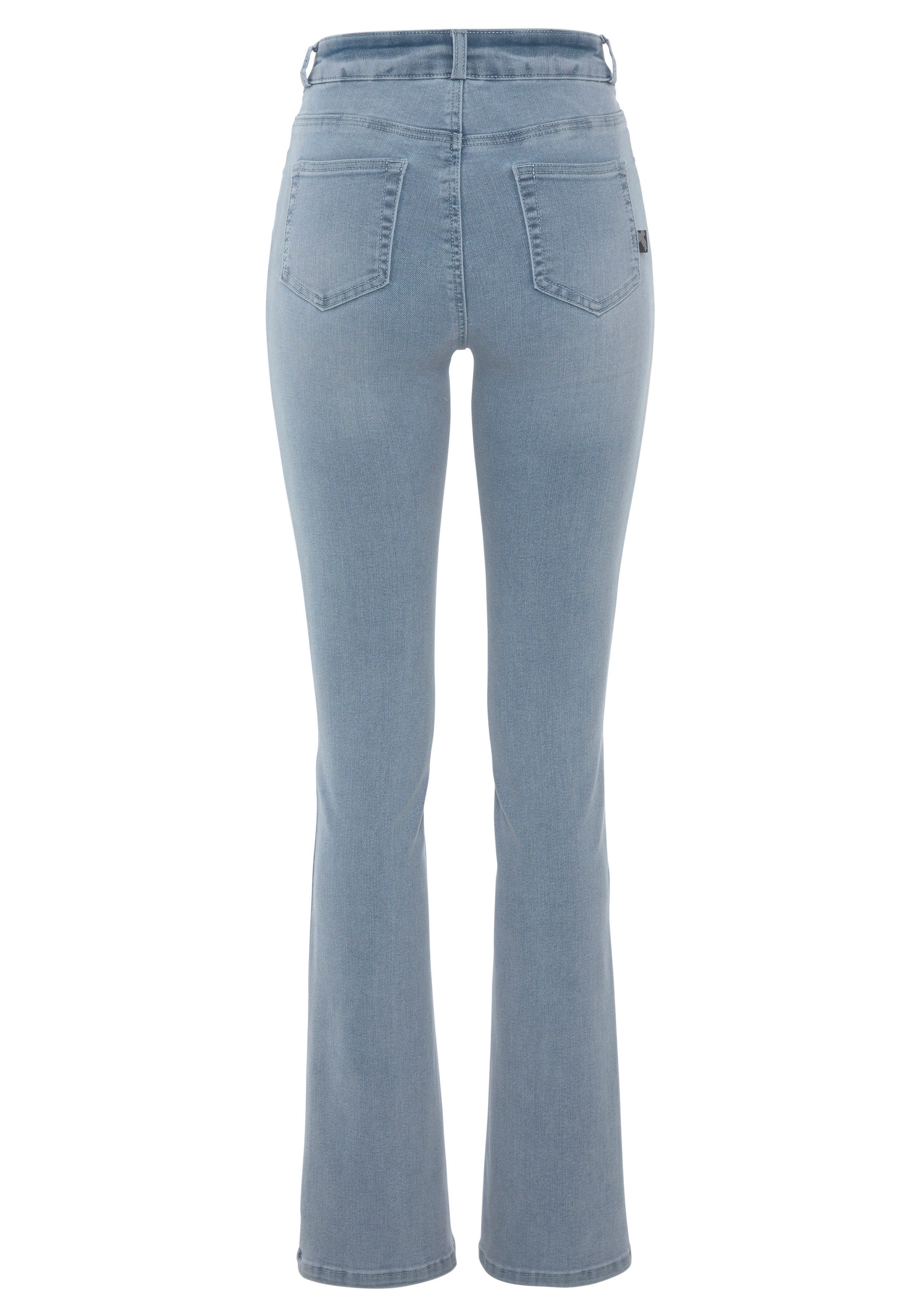 Arizona Bootcut-Jeans Ultra Soft elastische Passform, ausgestellte Beinform, hohe Leibhöhe