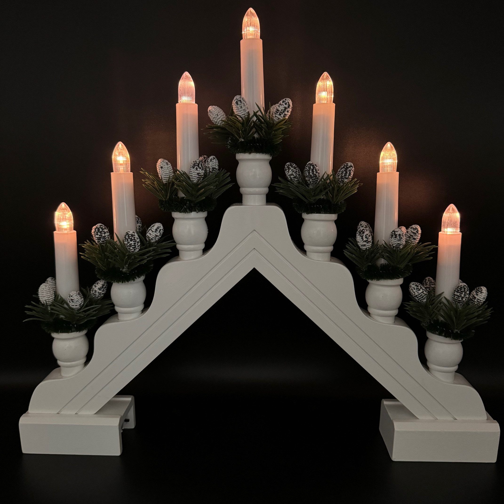 Online-Fuchs LED Fensterleuchter Lichterbogen aus Holz mit 7 LED-Kerzen und Timer, LED-Weihnachtskerzen, Warmweiß, Weihnachten, Deko - 6 Stunden Timerfunktion