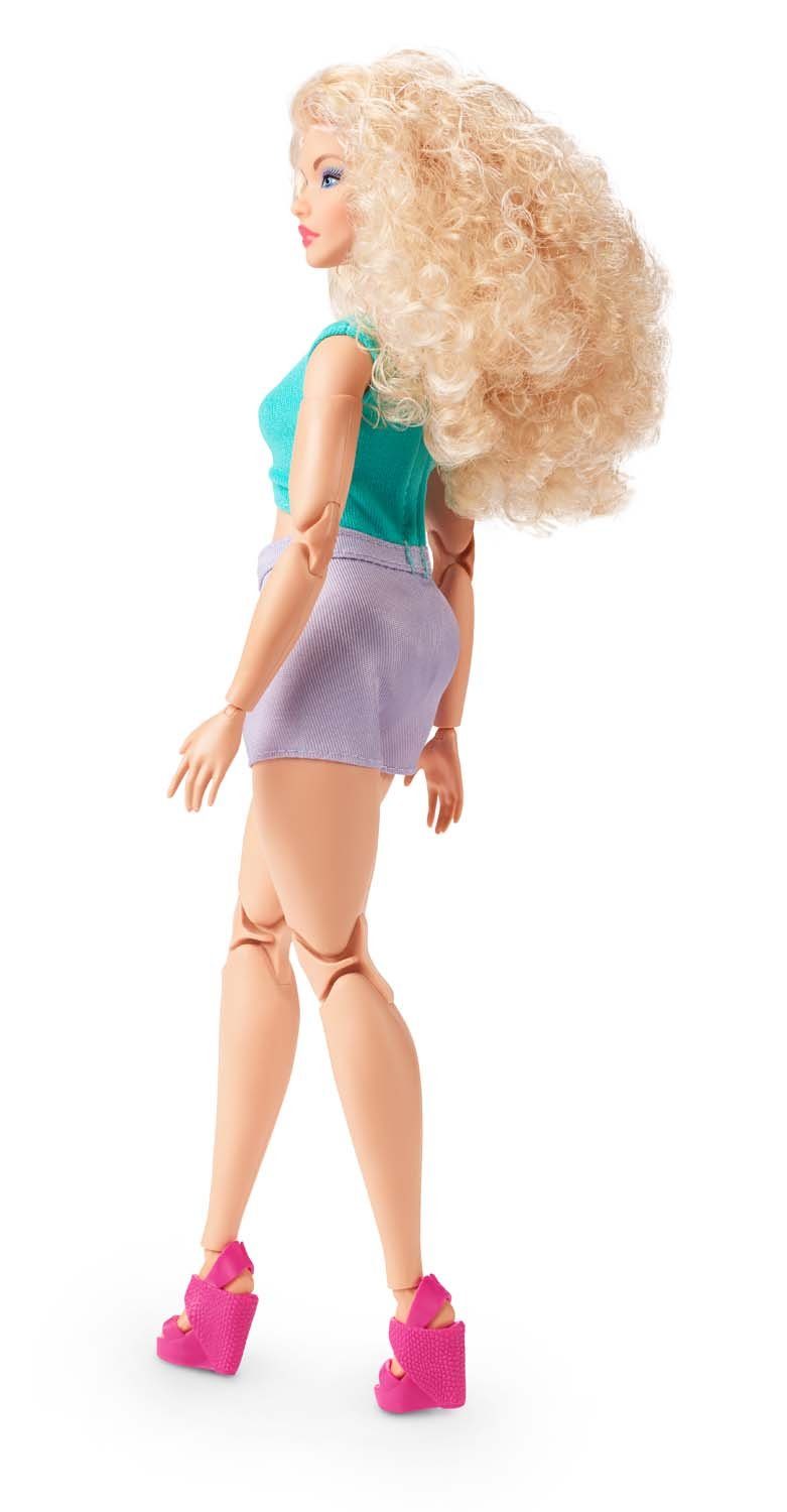 - HJW83 Nr. Anziehpuppe Mattel® Looks Barbie Mattel Signature 16 -