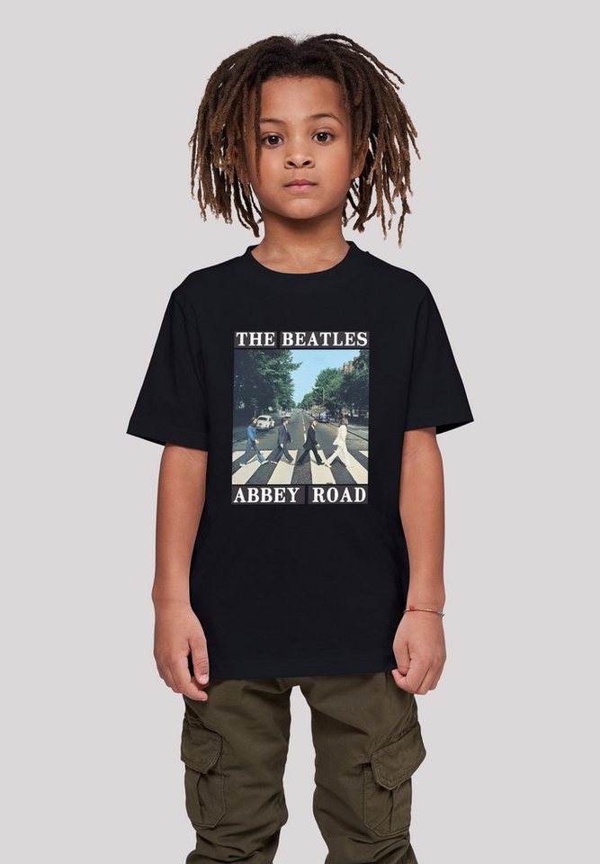 F4NT4STIC T-Shirt The Beatles Band Abbey Road Print, Das Model ist 145 cm  groß und trägt Größe 145/152