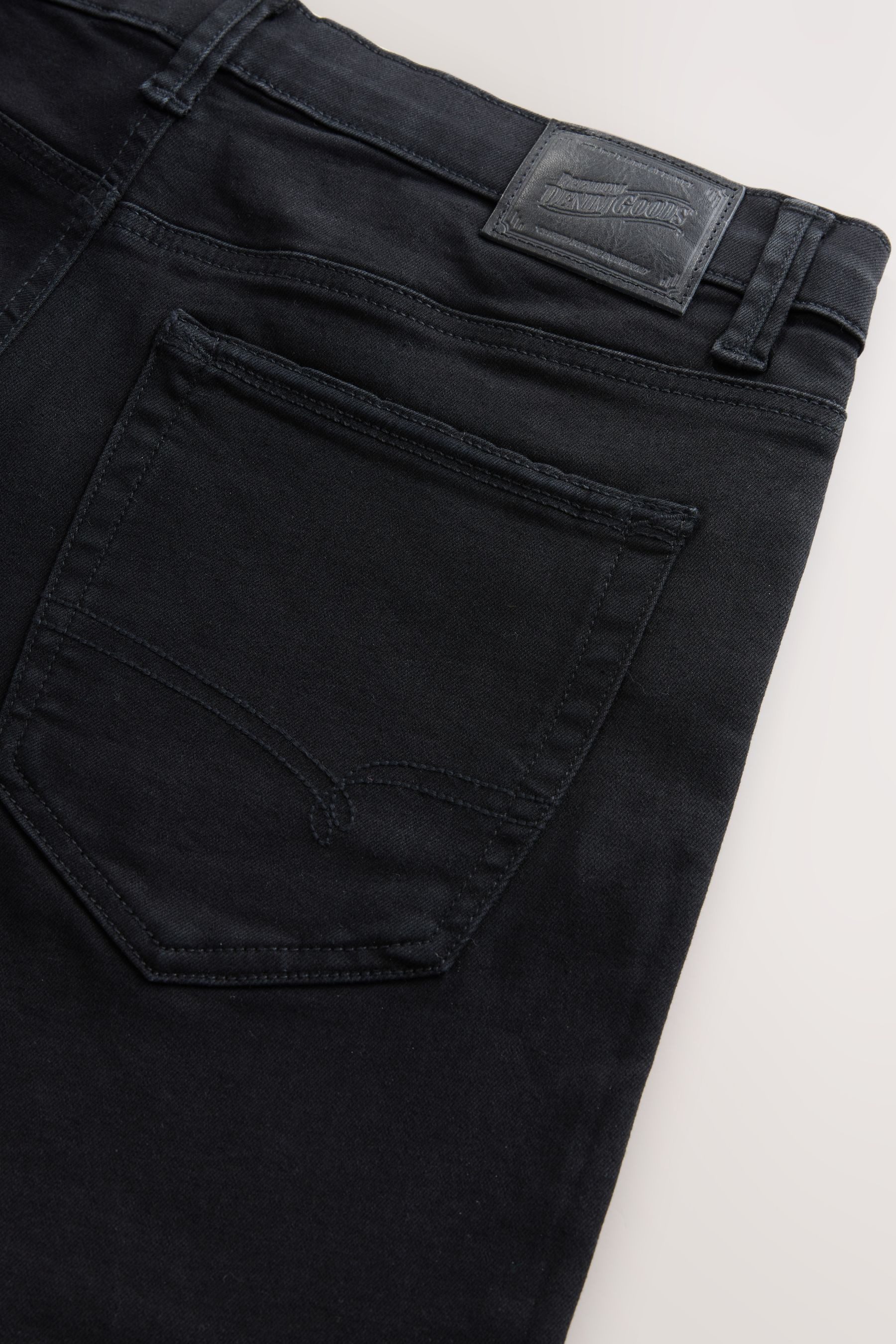 Next Straight-Jeans Straight Fit Motion Flex Jeans (1-tlg)