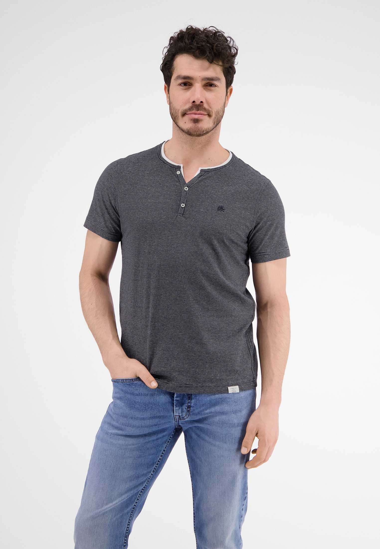 LERROS T-Shirt LERROS Serafino mit Finelinerstreifen, washed CLASSIC NAVY