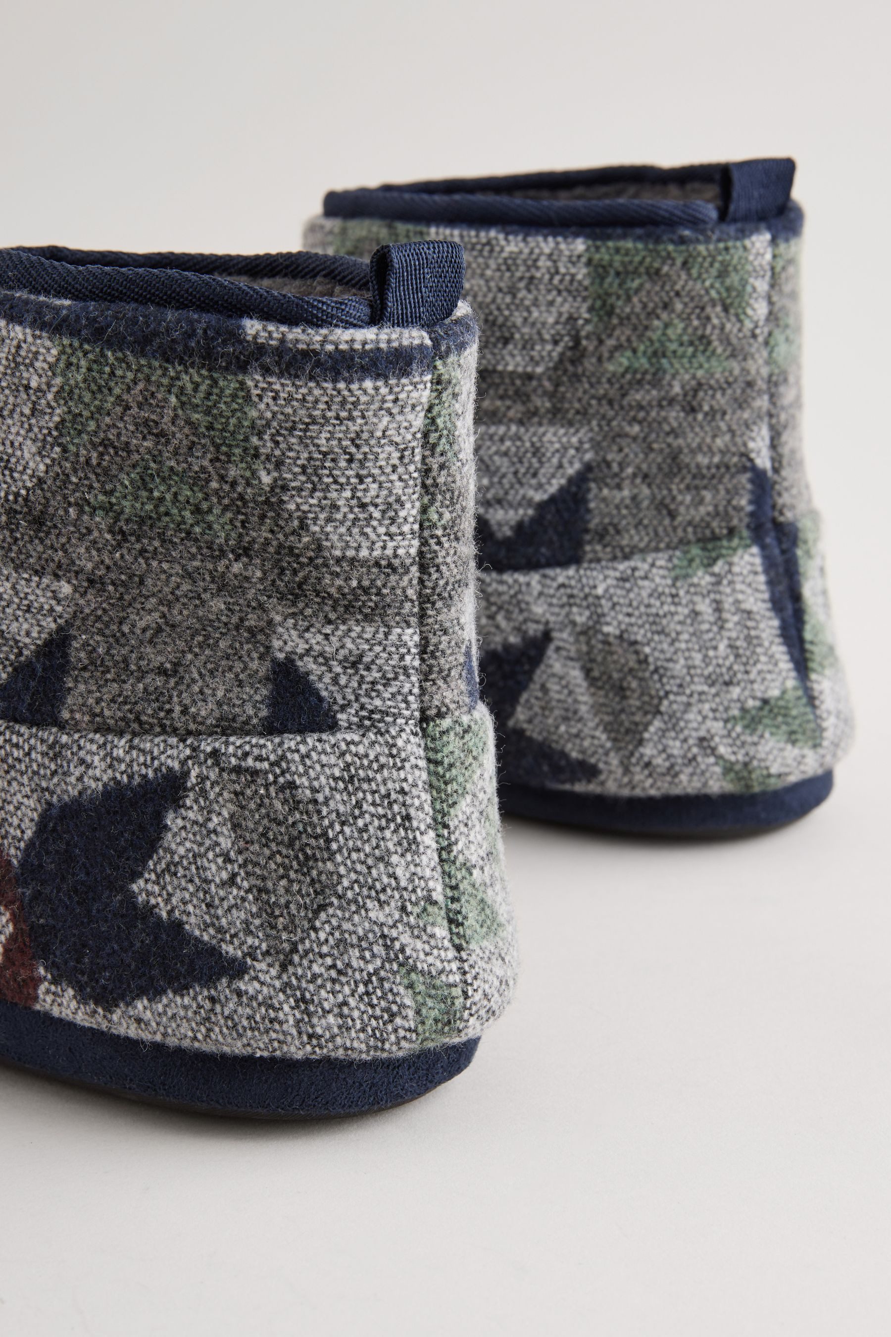 Next Hausstiefel aus Webmaterial Hausstiefel (1-tlg)