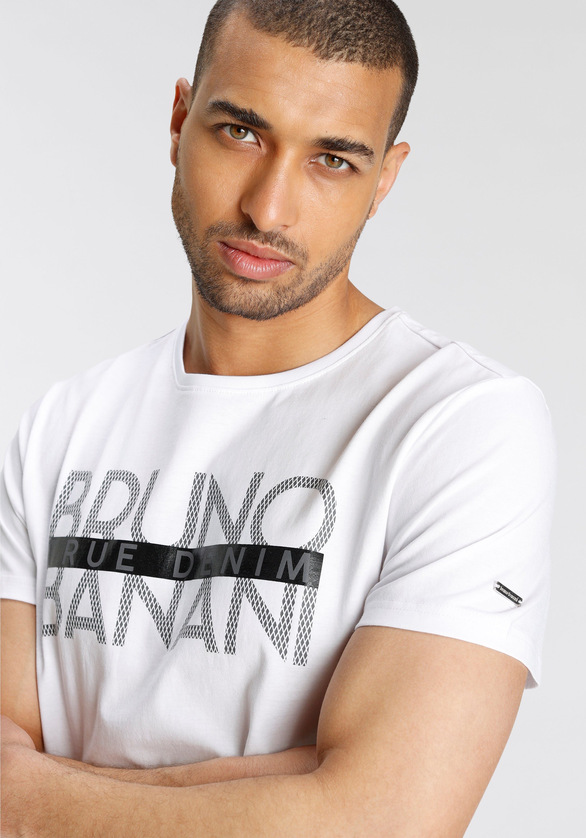 Bruno Banani T-Shirt mit glänzendem weiß Print