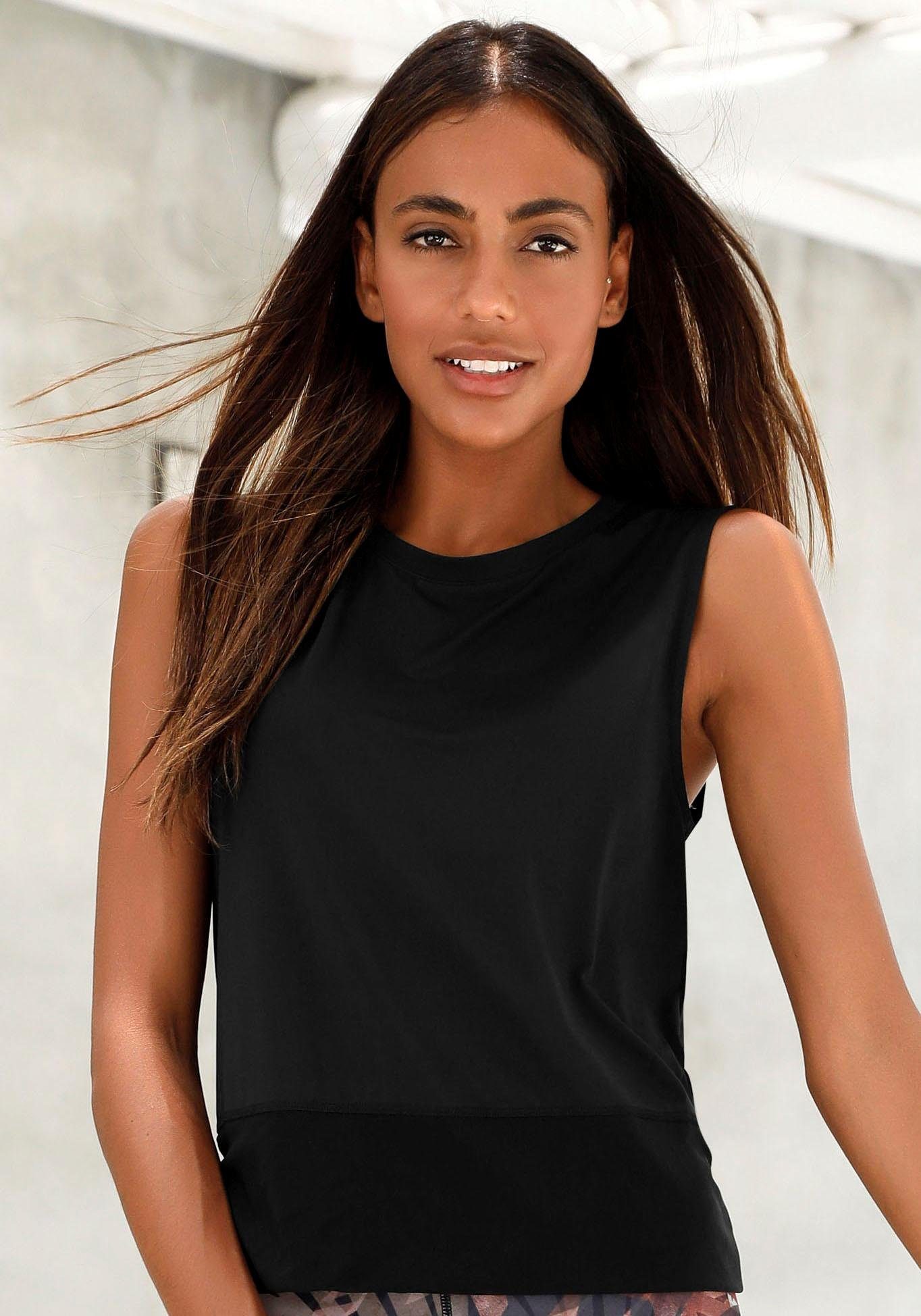 LASCANA ACTIVE Kurzarmshirt Tropical mit breitem Rippeinsatz mehr
