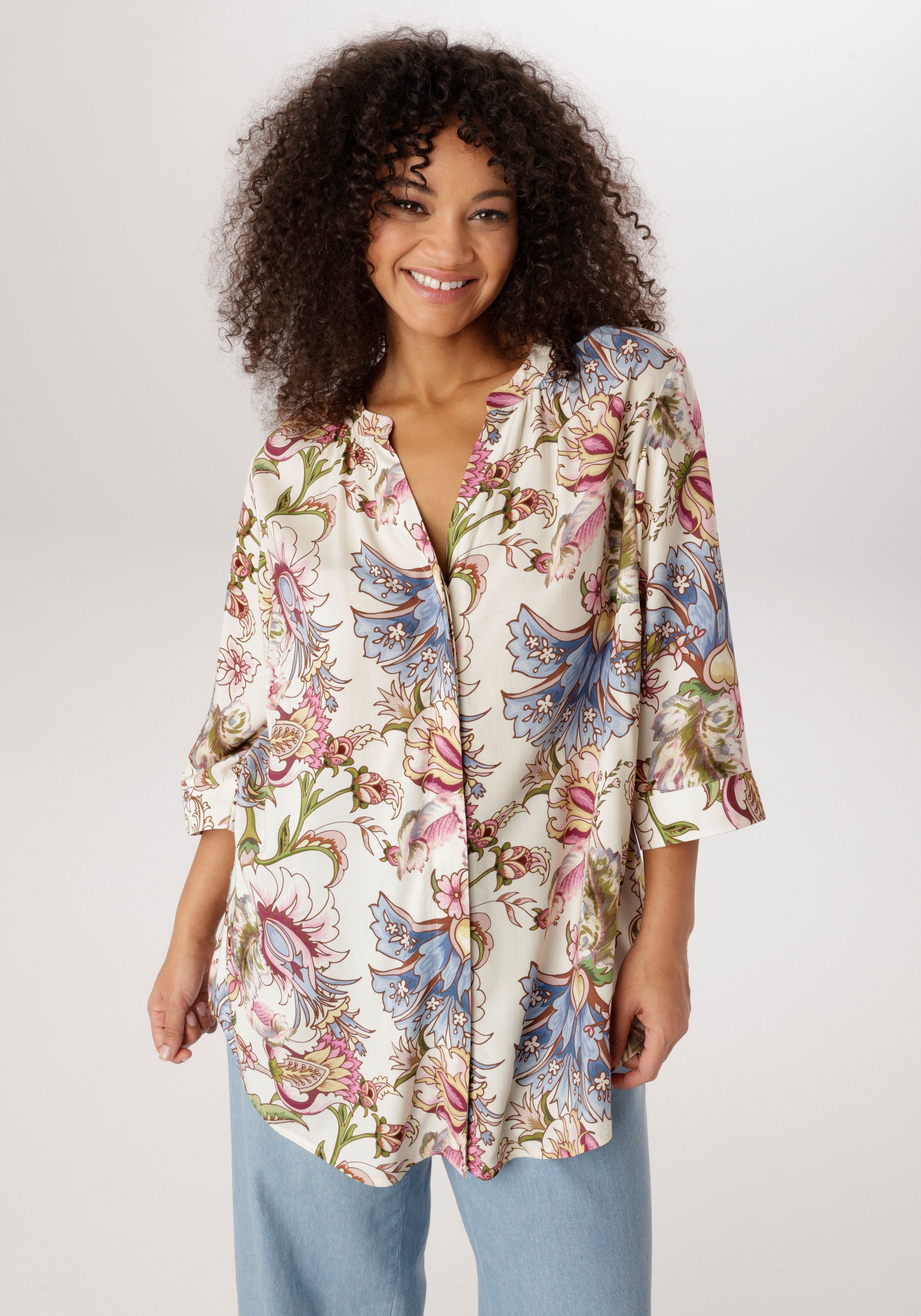 Aniston PLUS Longbluse mit Blumen bedruckt - jedes Teil ein Unikat - NEUE KOLLEKTION. € 49,99, (€ 49,99 pro 1 Stk).