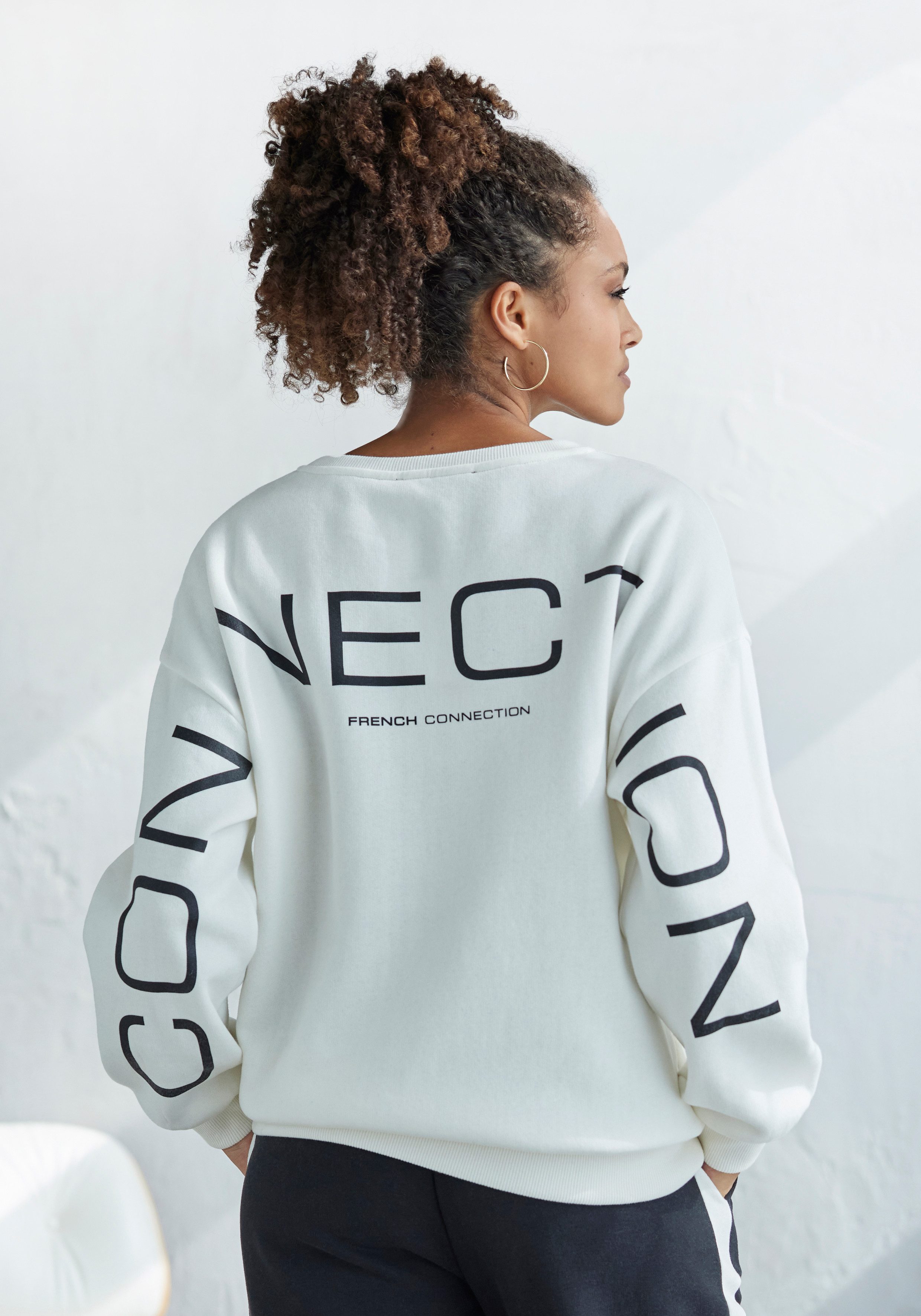 French Connection Sweatshirt mit Schriftzug auf dem Rücken