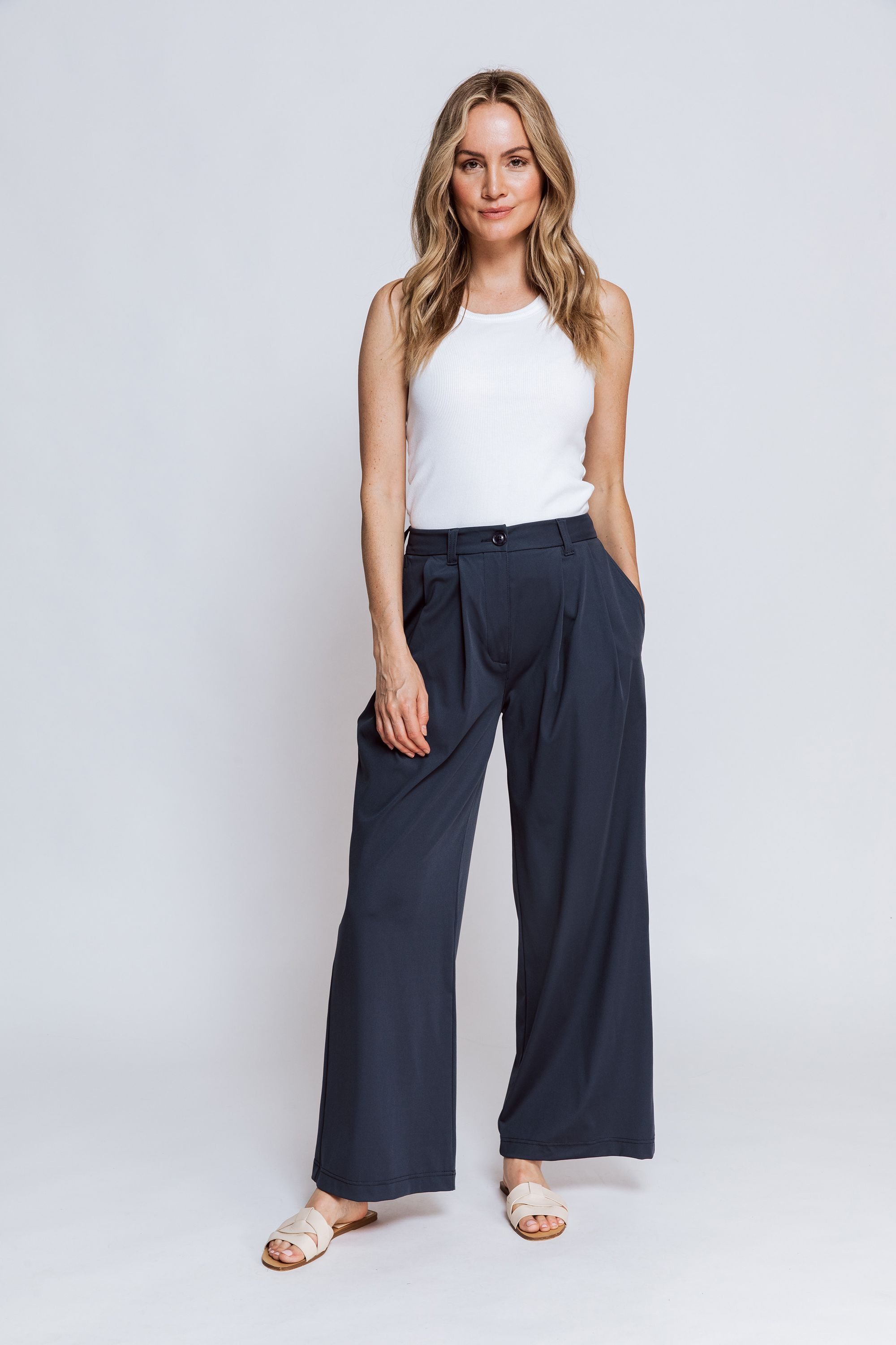 Zhrill Shorts Stoffhose RULAN Blau (0-tlg) günstig online kaufen
