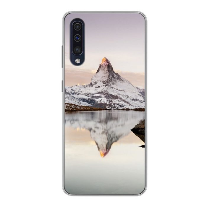 MuchoWow Handyhülle Blick vom Stellisee auf das Matterhorn in der Schweiz Handyhülle Samsung Galaxy A30s Smartphone-Bumper Print Handy