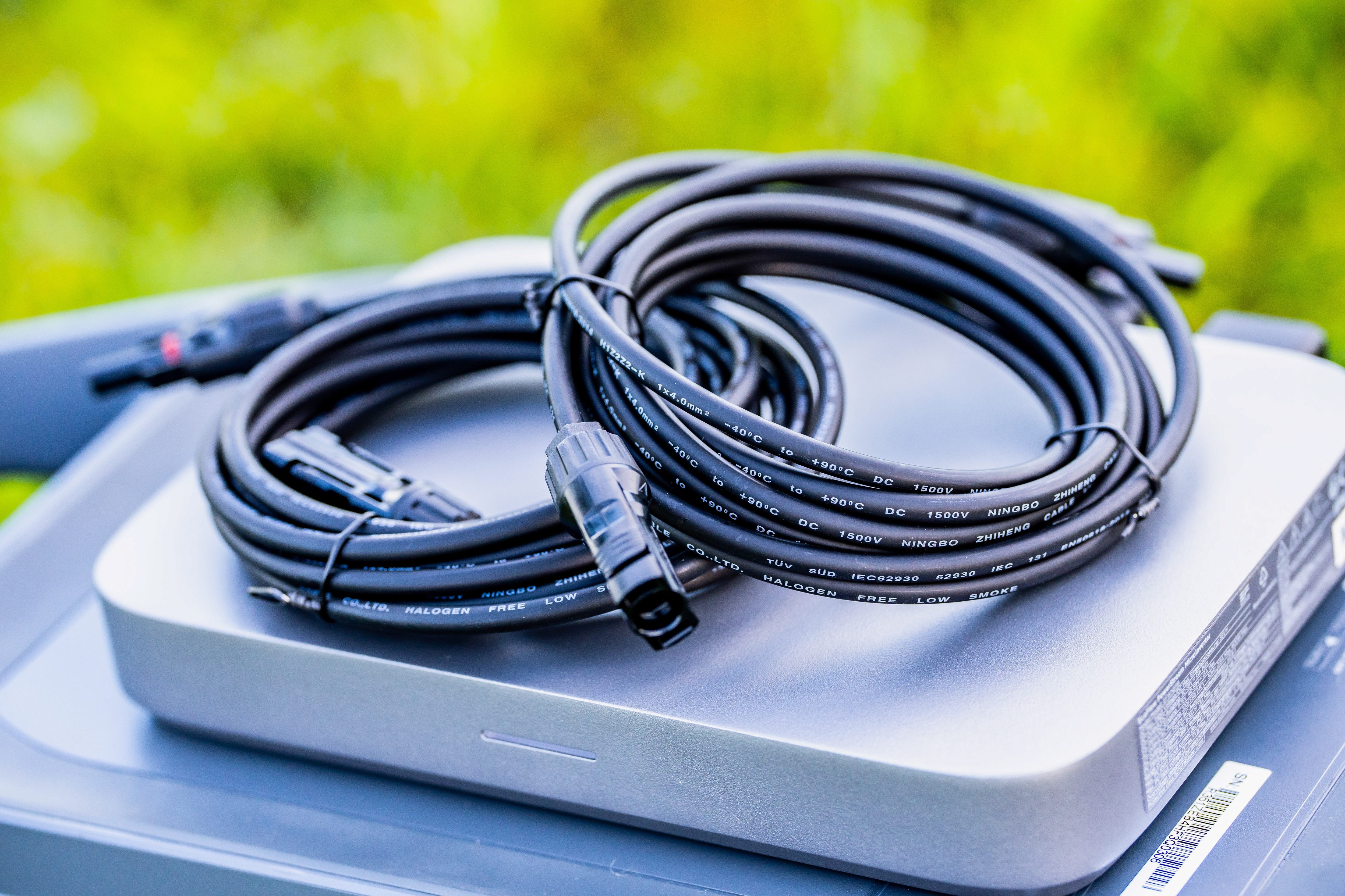 Ecoflow EcoFlow Solar-Verlängerungskabel (3m) Solarkabel, (3 cm), Ummanteltes Kabel
