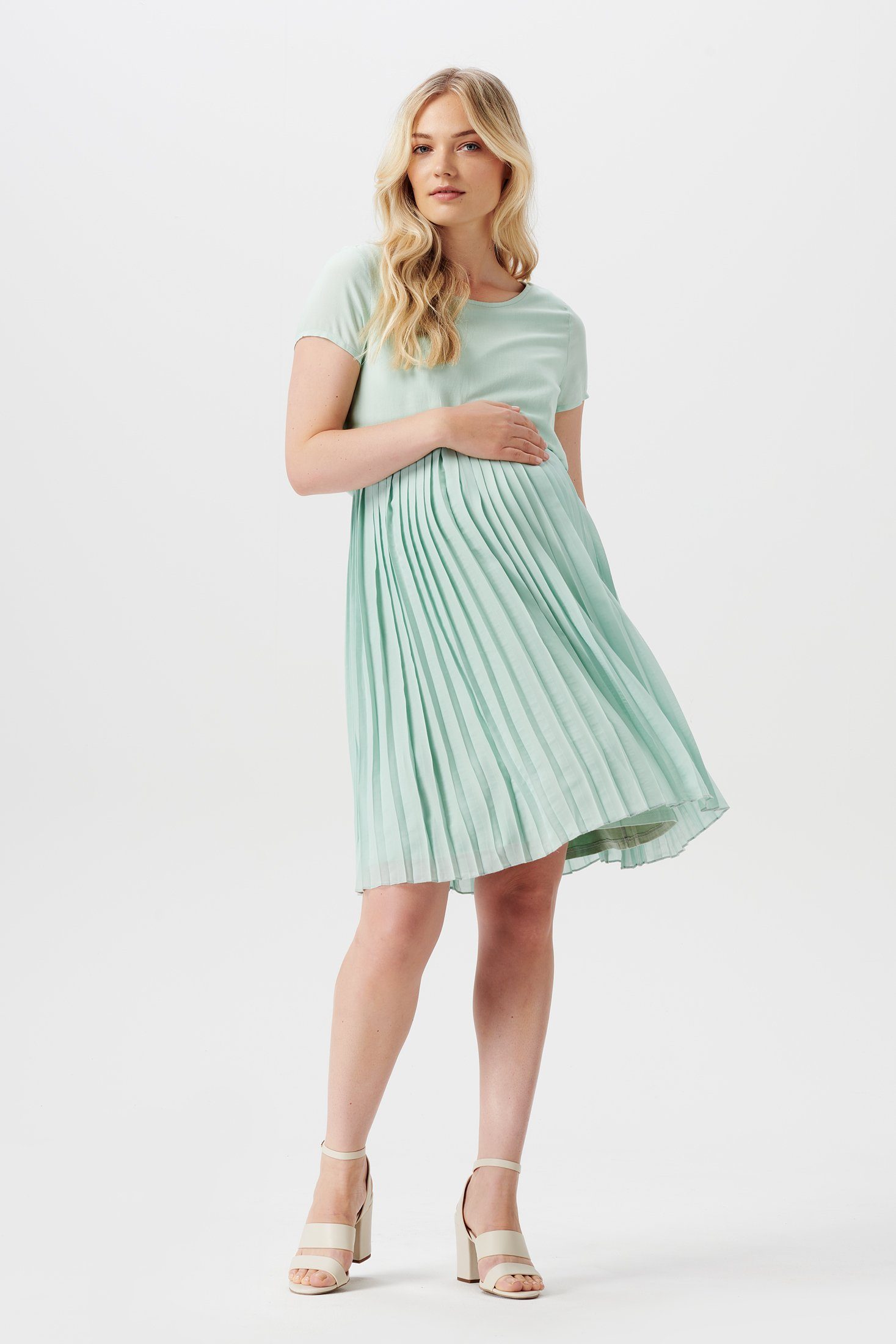 ESPRIT maternity Umstandskleid ESPRIT maternity Still-Kleid (1-tlg),  Hergestellt aus recycelten Materialien | Strickkleider