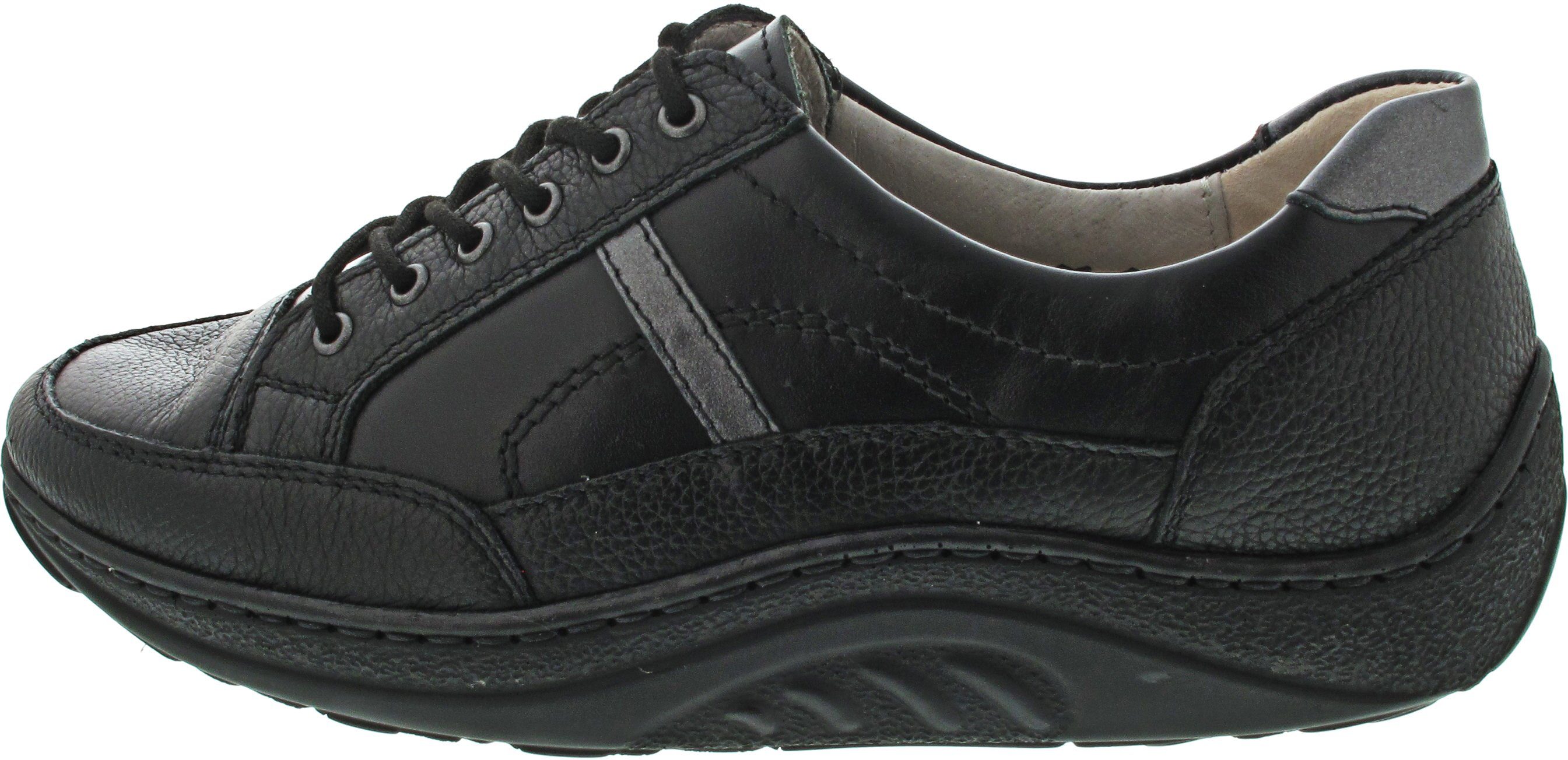 Schnürschuh