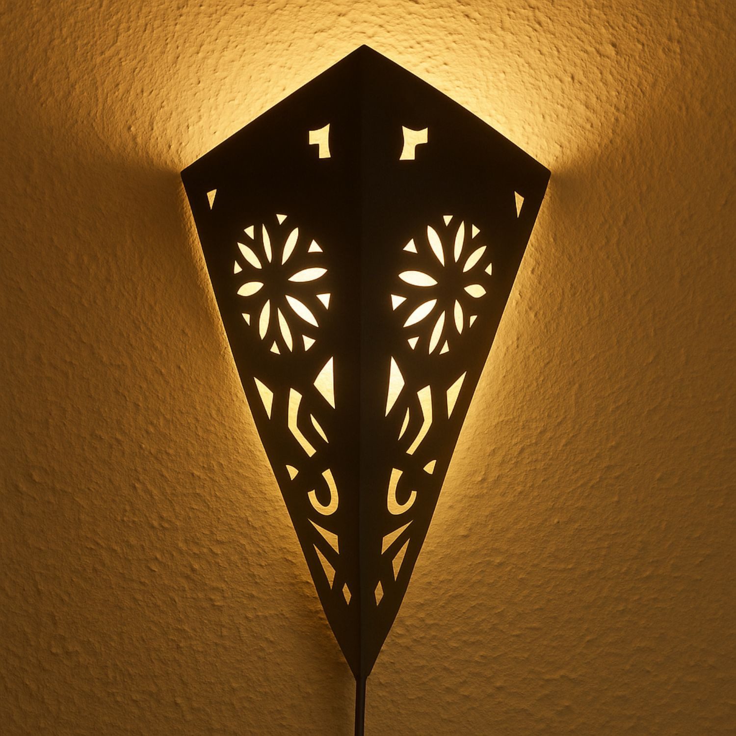 Marrakesch Orient & Mediterran Interior Wandleuchte Orientalische Wandlampe Nuria handgemacht aus Metall in Schwarz 36 cm, Handarbeit