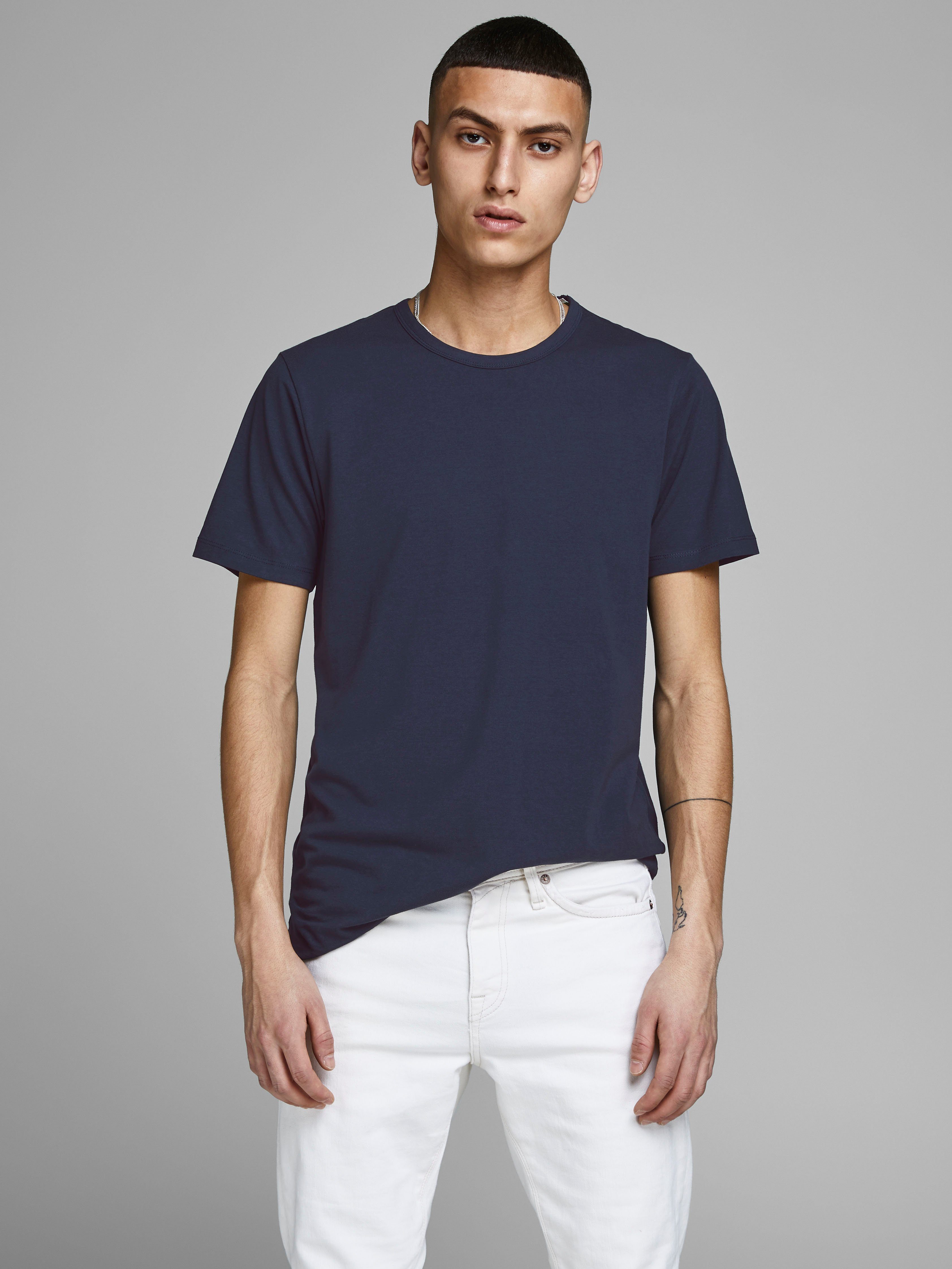 Jack & Jones T-Shirt JJEBASIC mit schmaler Passform für jeden Tag unifarben, modisch, schmal, Baumwollmischung, Rundhals