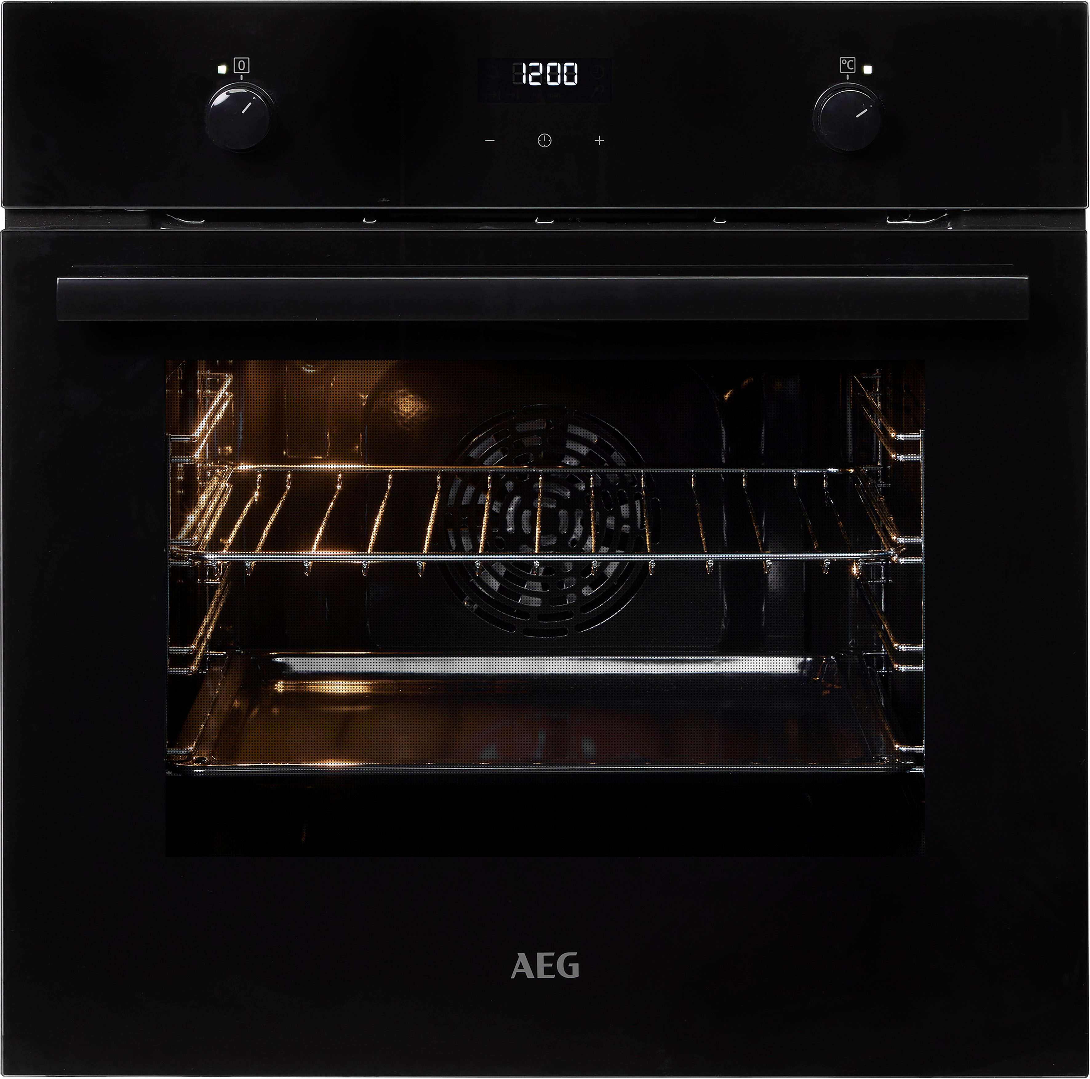 AEG Backofen Serie 6000 BEE43511AB, Aqua-Reinigungsfunktion, Heißluft: Gleichmäßiges Garen auf 3 Ebenen: ideal für Mehrblech‑Backen