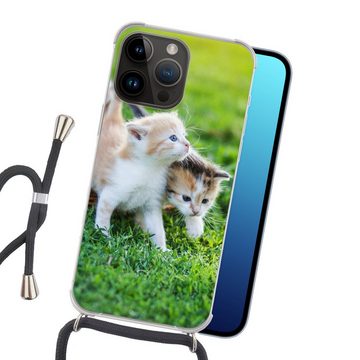 MuchoWow Handyhülle Kätzchen - Katze - Korb - Mädchen - Kinder - Jungen - Kinder, Handyhülle Telefonhülle Apple iPhone 14 Pro Max