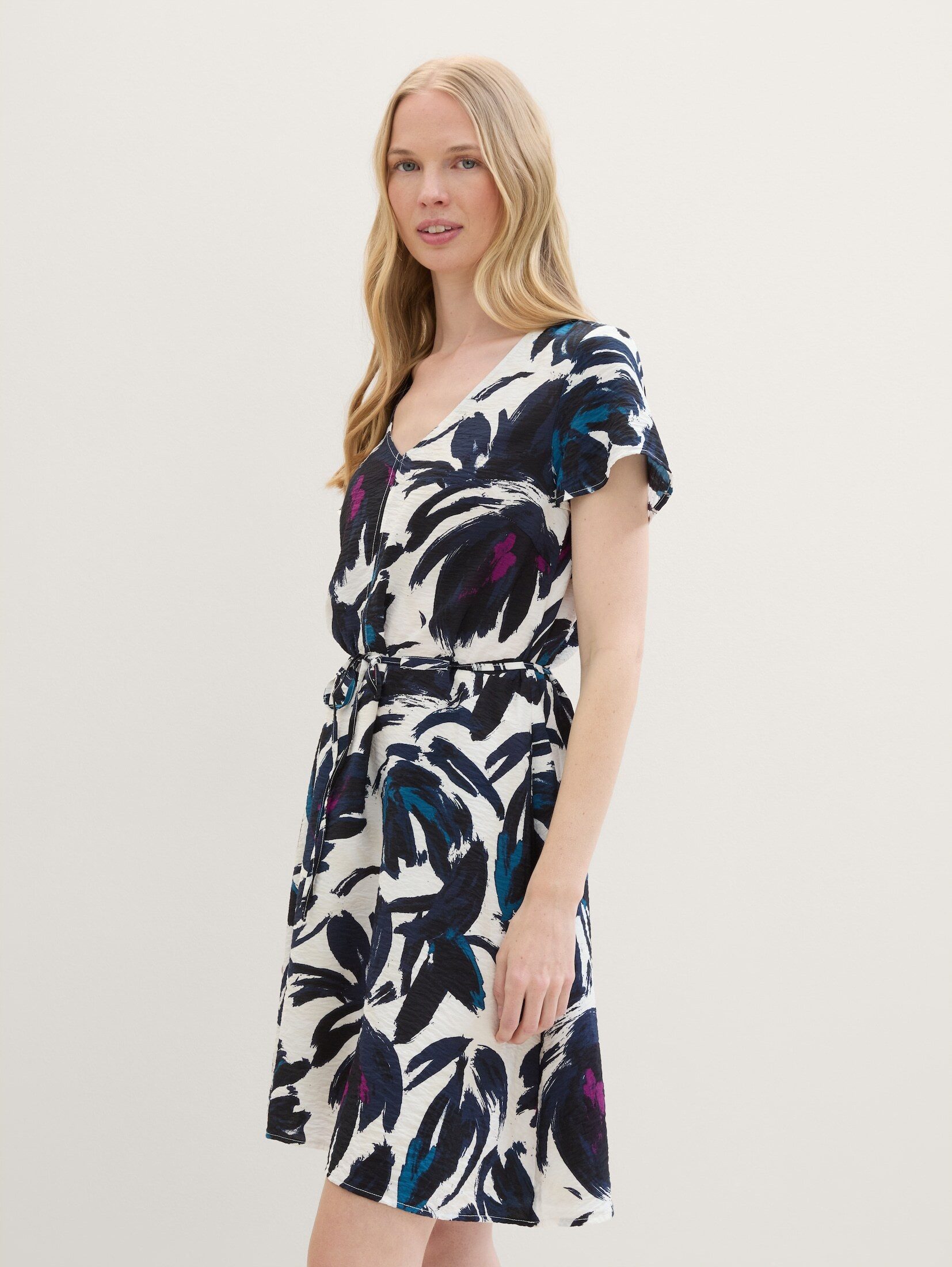 TOM TAILOR Sommerkleid Kleid mit LENZING™ günstig online kaufen