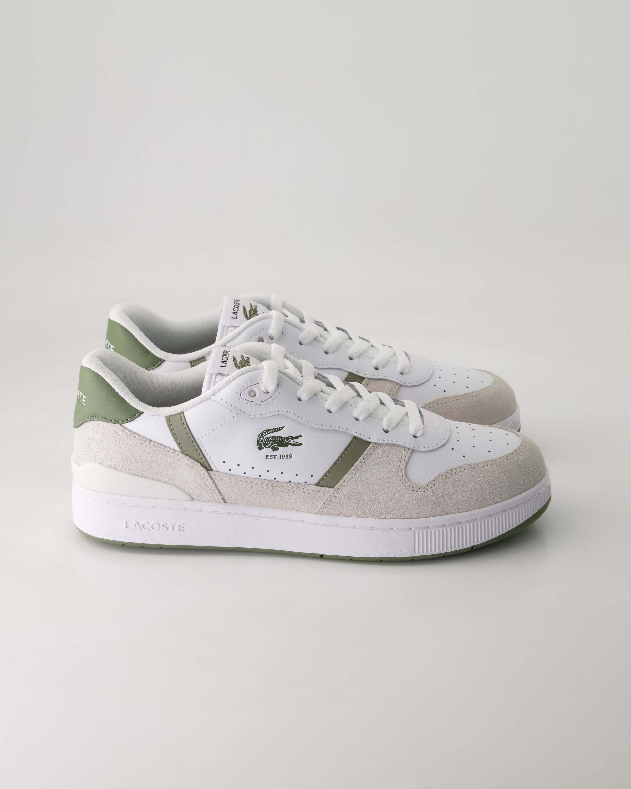 Lacoste Carnaby Cup Sneaker Obermaterial: Leder und Textil günstig online kaufen