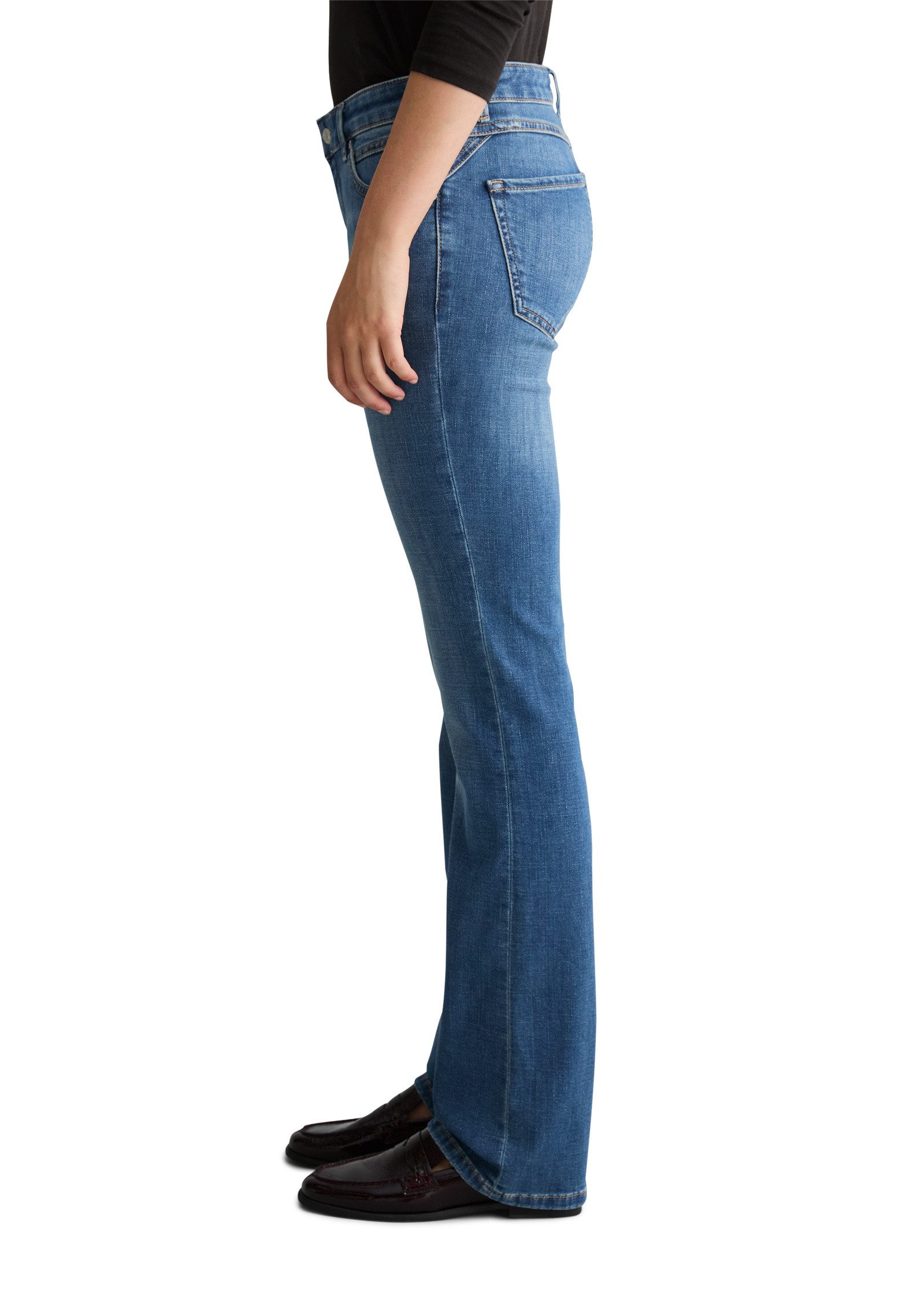 Marc O'Polo DENIM Bootcut-Jeans aus Bio-Baumwoll-Stretch