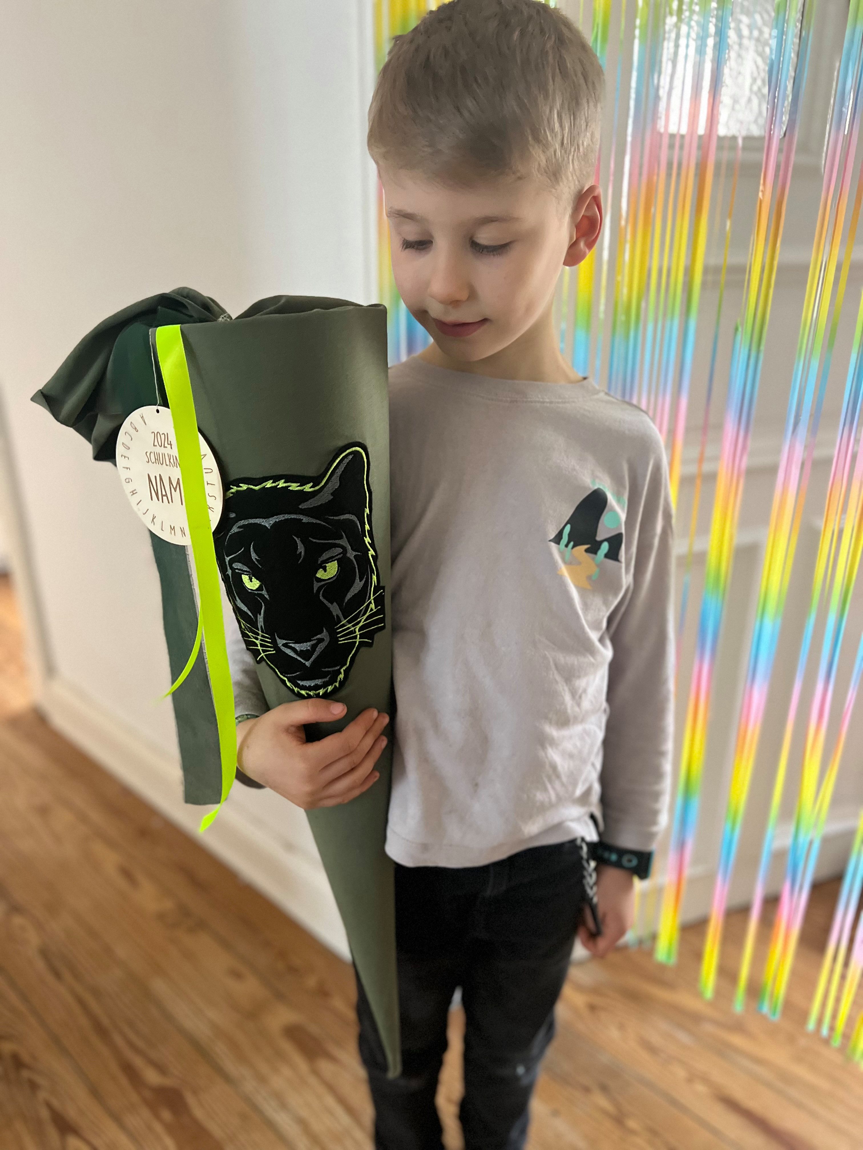 LittleANTunique Schultüte SCHULTÜTE ZUCKERTÜTE BLACK PANTHER, Mit Namen personalisierbar