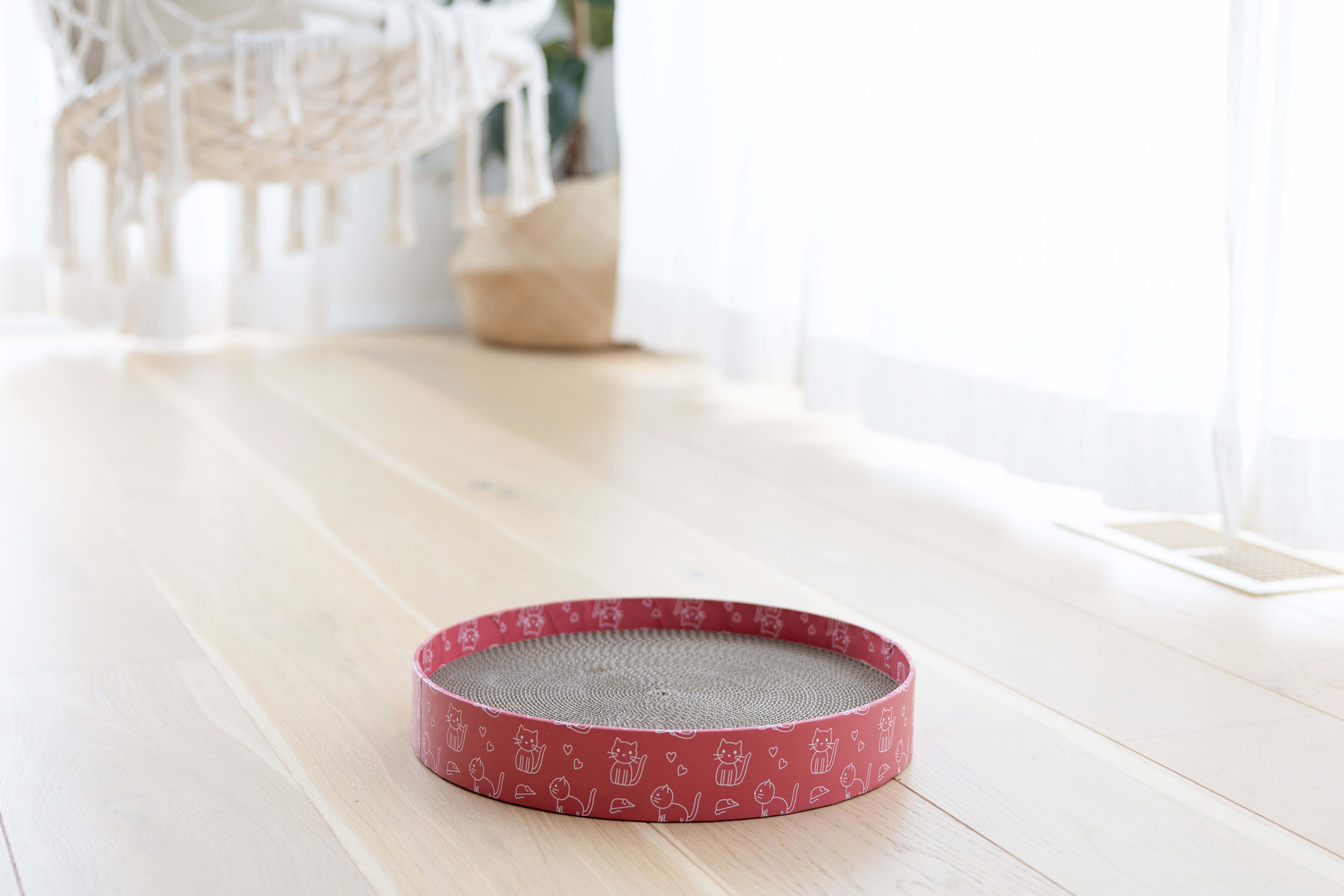 Kerbl Tierhaus Kerbl Katzenkratzbett Circle aus Pappe (Katzenbett, pink, ¯34cm) 84441