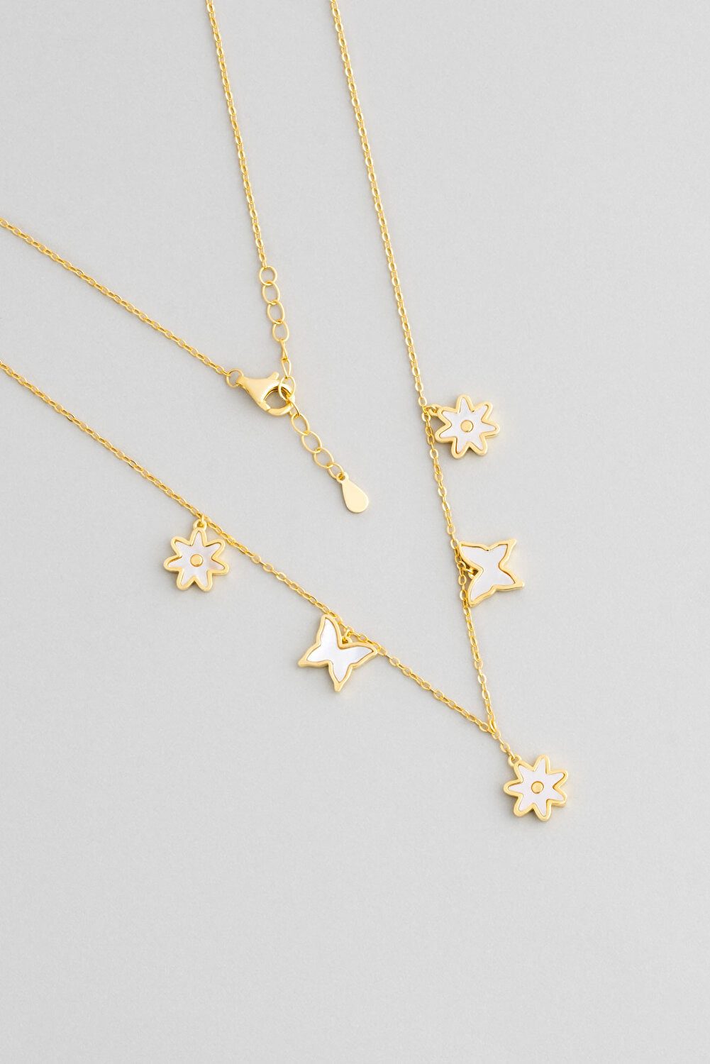So CHIC... Kette mit Einhänger Goldplattierte Silberblumen-Halskette 45cm