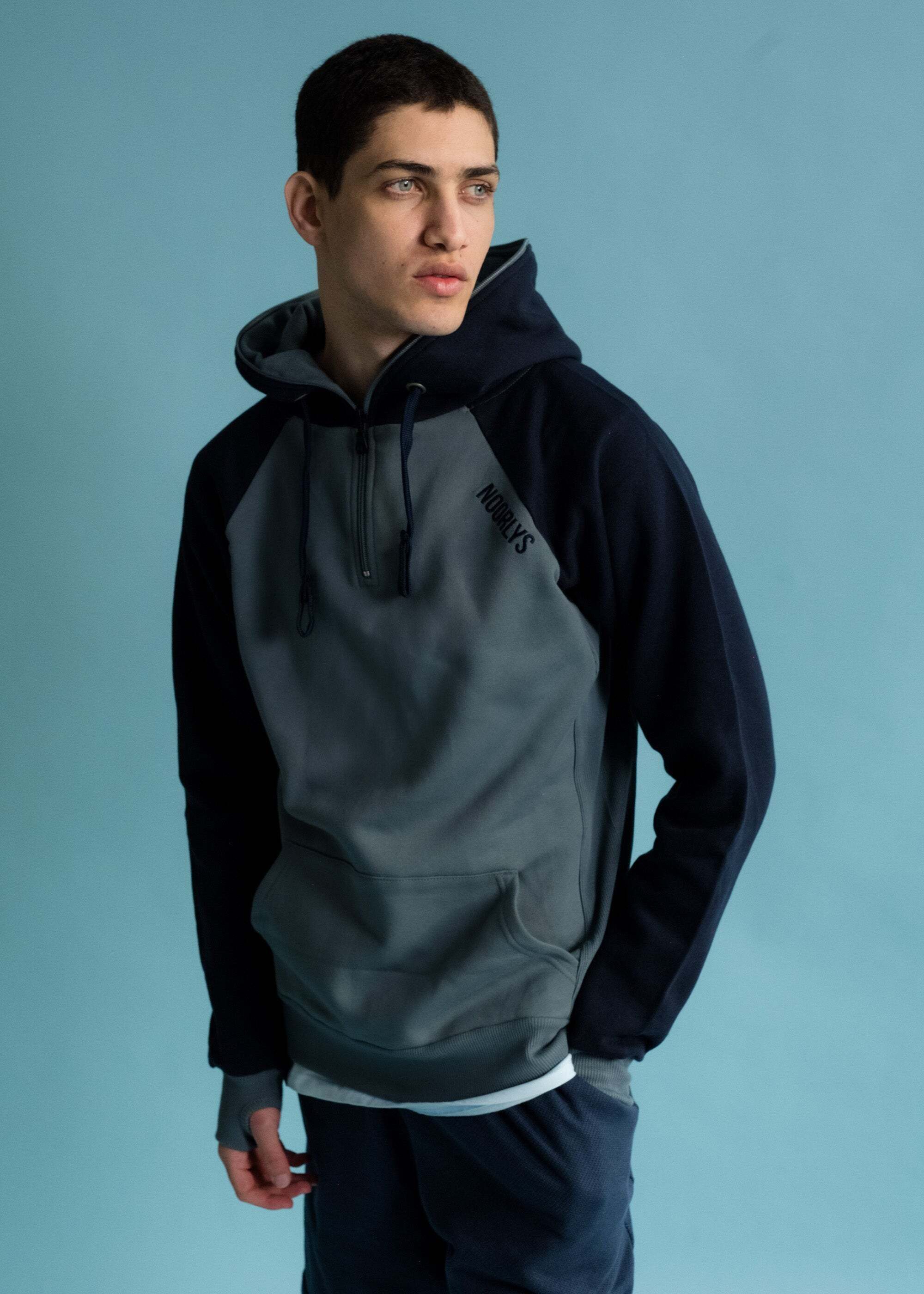 Noorlys Kapuzenpullover AX-1 (1-tlg)