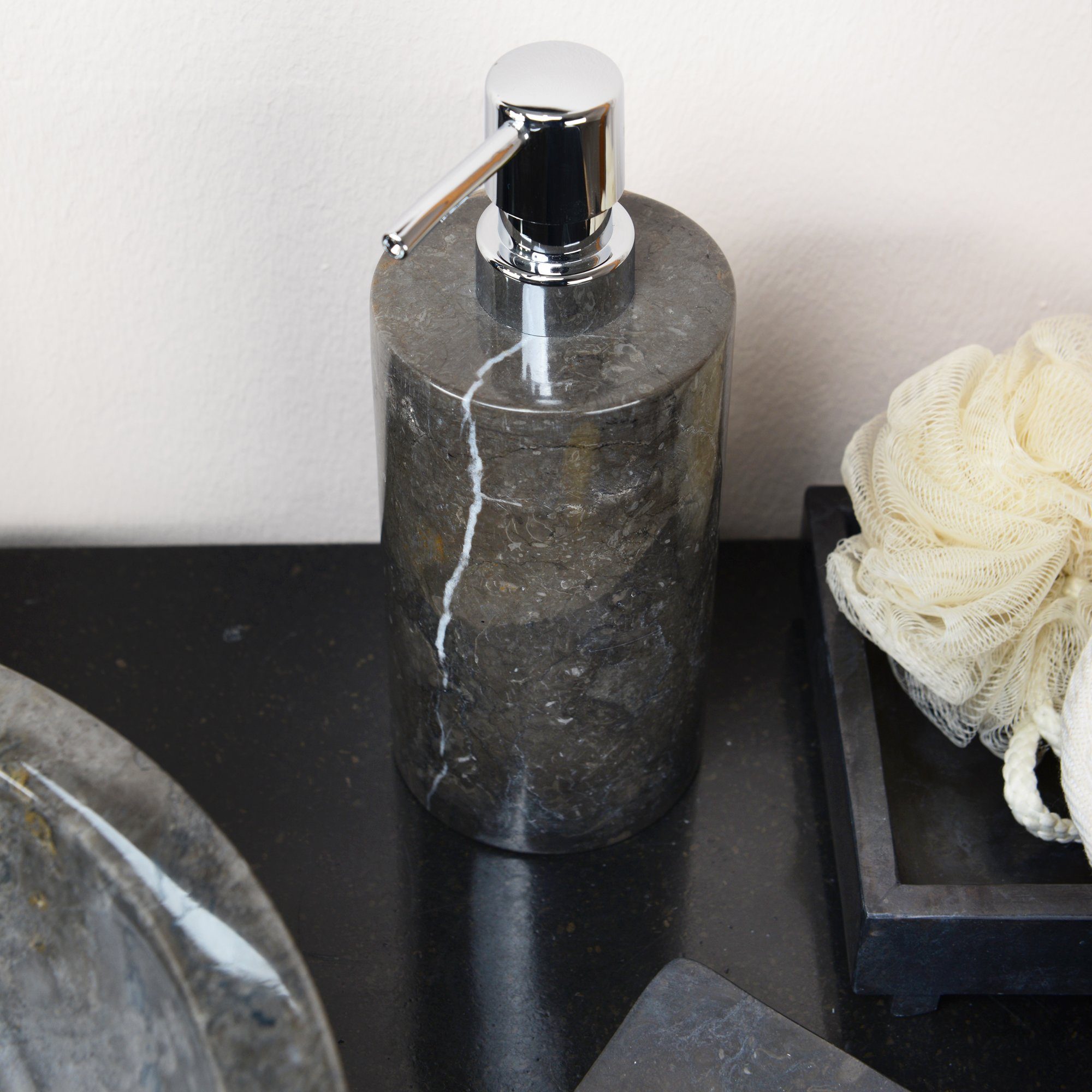 wohnfreuden Seifenspender Marmor Seifenspender schwarz, 1239