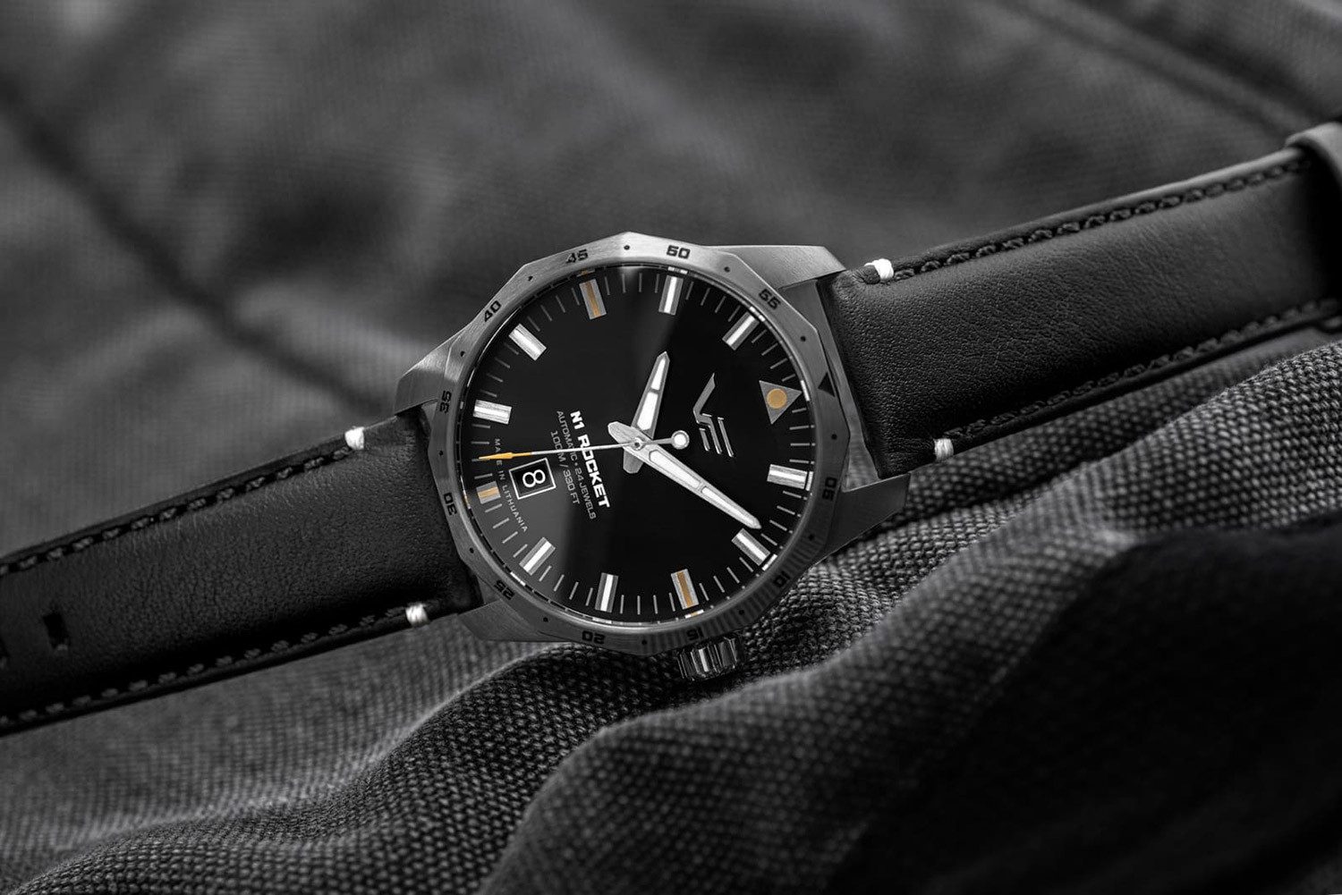 Vostok Europe Automatikuhr Armbanduhr Automatik Rocket N1 Schwarz 39 mm