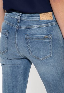 ATT Jeans 5-Pocket-Jeans Leoni mit seitlichem Paspelstreifen