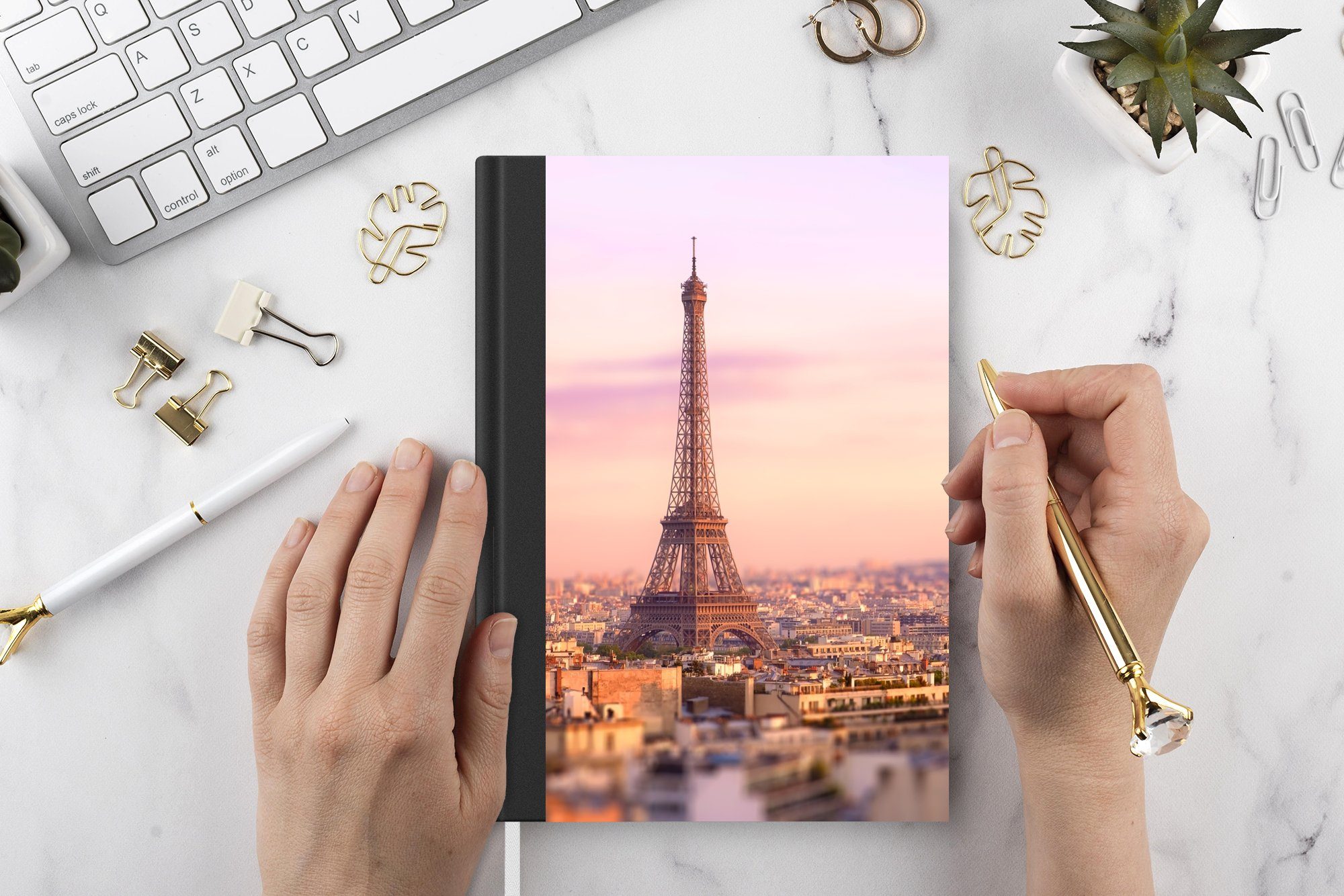 Tagebuch, Eiffelturm Notizbuch Notizheft, 98 MuchoWow Blick Seiten, über mit dem A5, als Paris Journal, Haushaltsbuch Merkzettel, Höhepunkt,