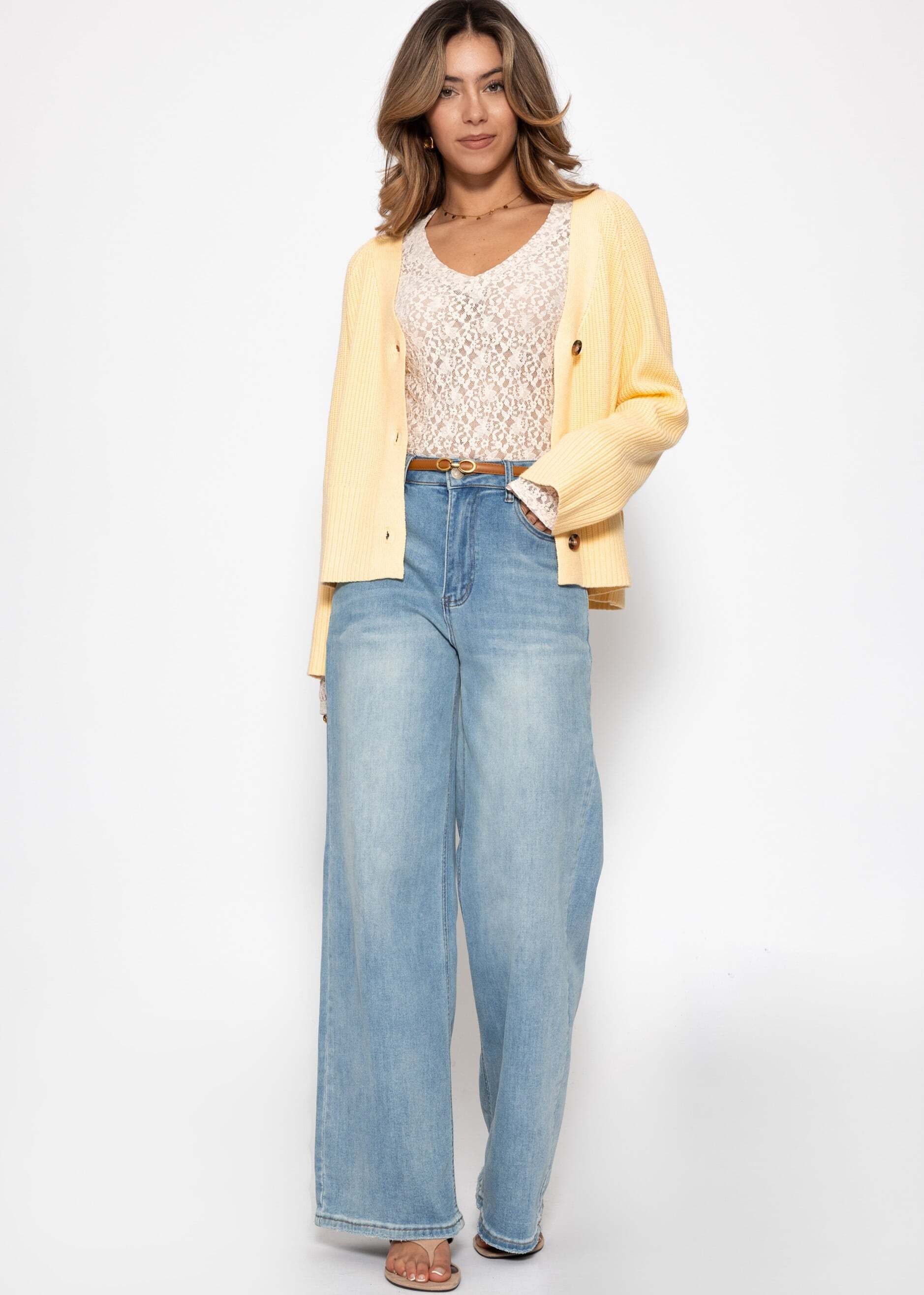 SASSYCLASSY Langarmshirt Spitzenshirt mit V-Ausschnitt für Damen Elegantes Langarmshirt mit floralem Muster in leichter Transparenz – Bild 3 von 5